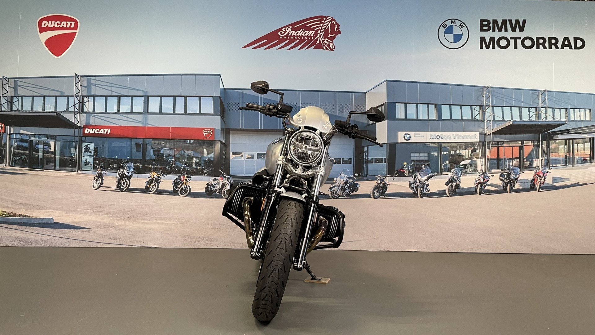 BMW R nineT Pure Option 719-showroom-element-1