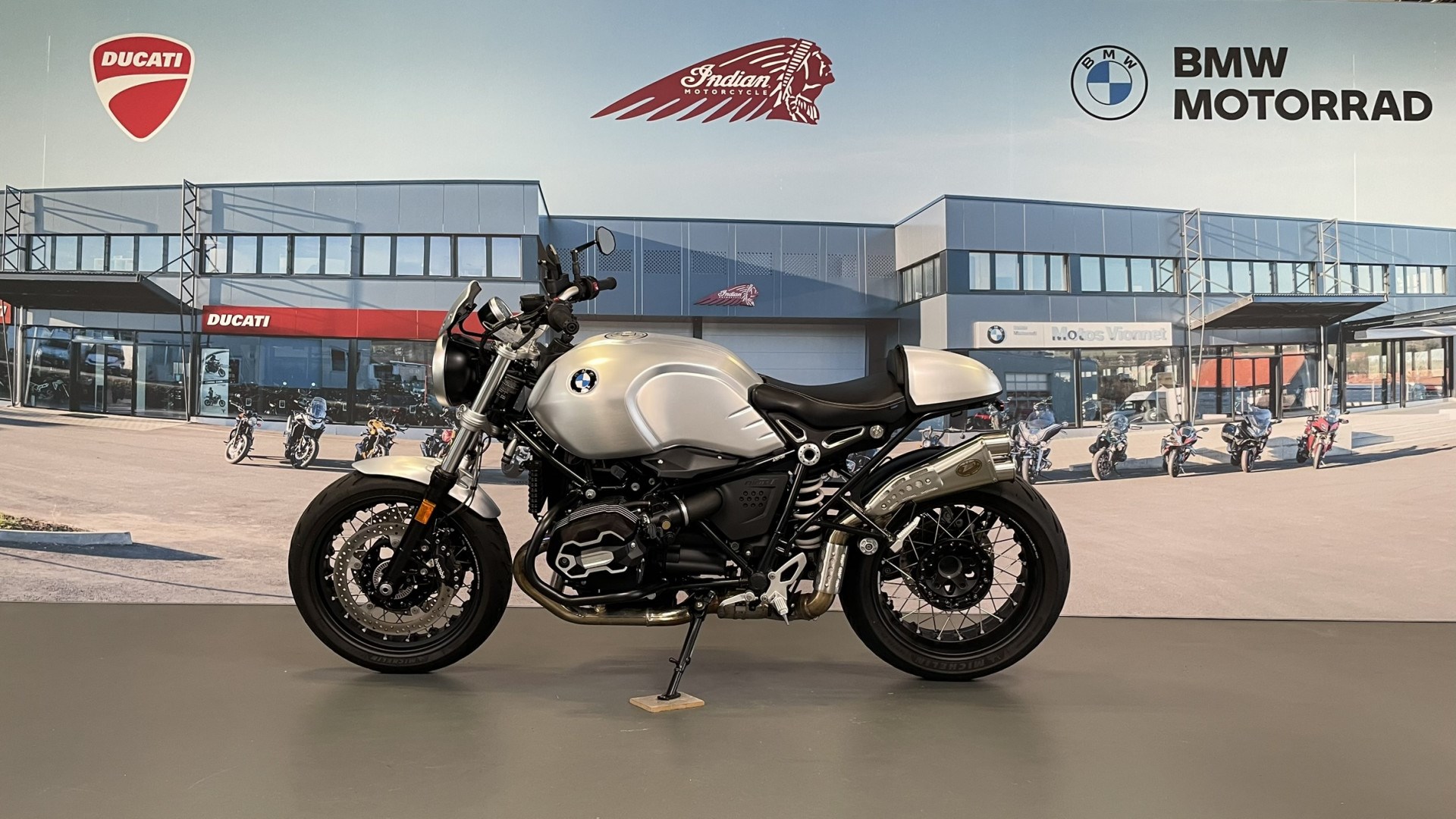 BMW R nineT Pure Option 719-showroom-element-3