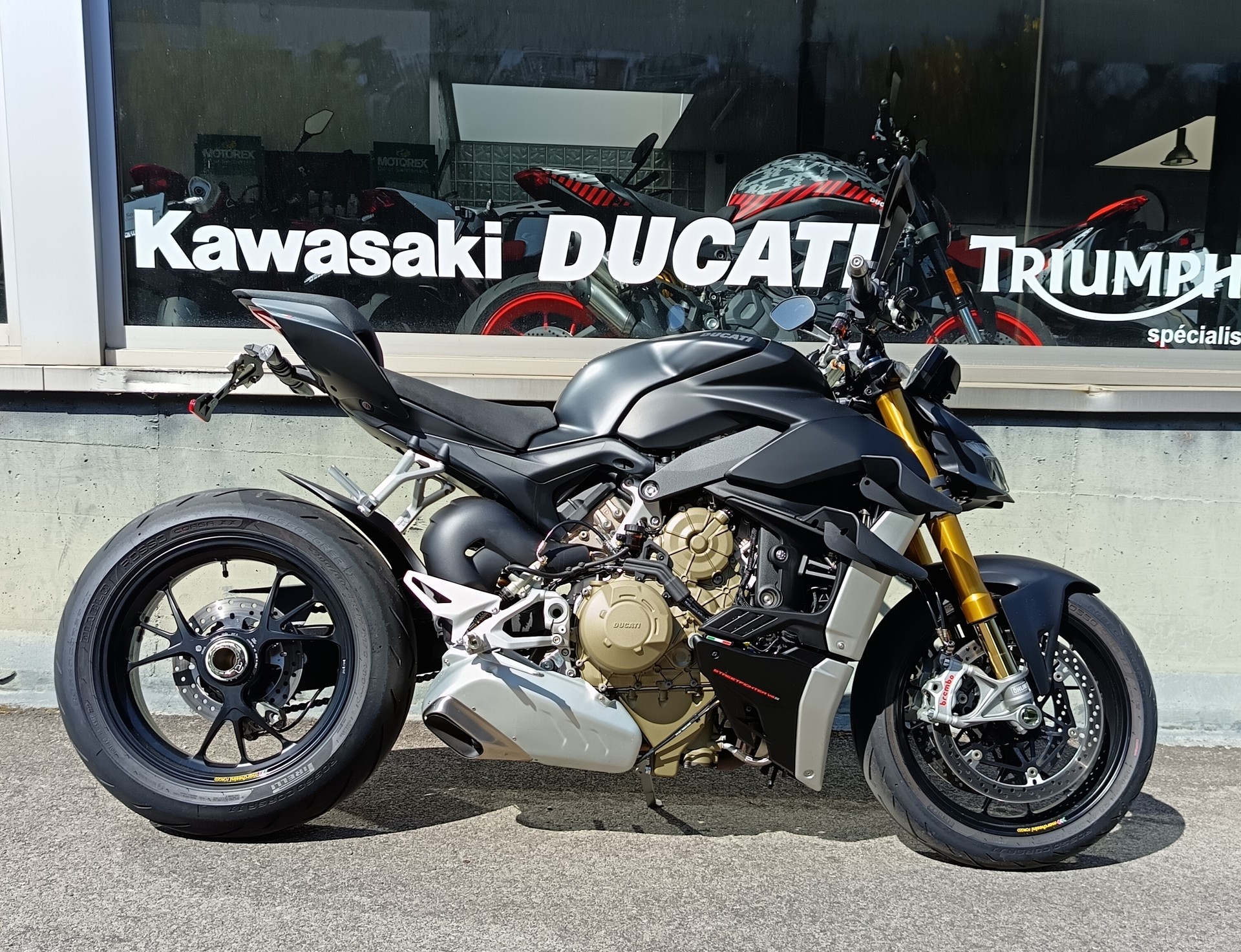 DUCATI Streetfighter V4 S