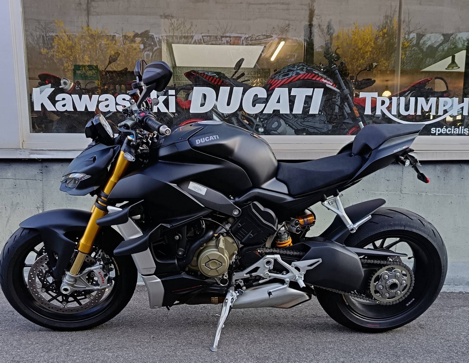 DUCATI Streetfighter V4 S-showroom-element-1