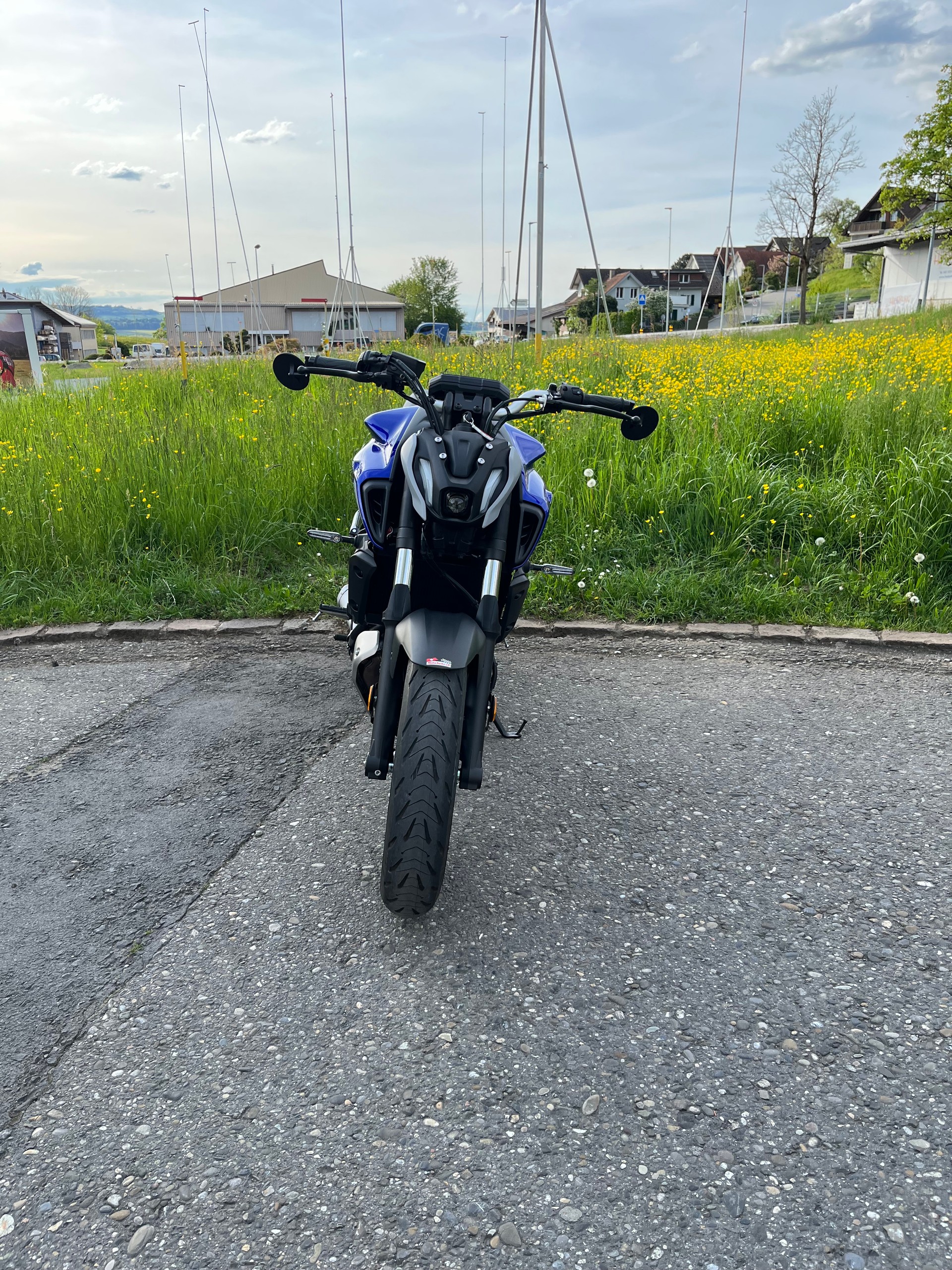 YAMAHA MT-07-showroom-element-2