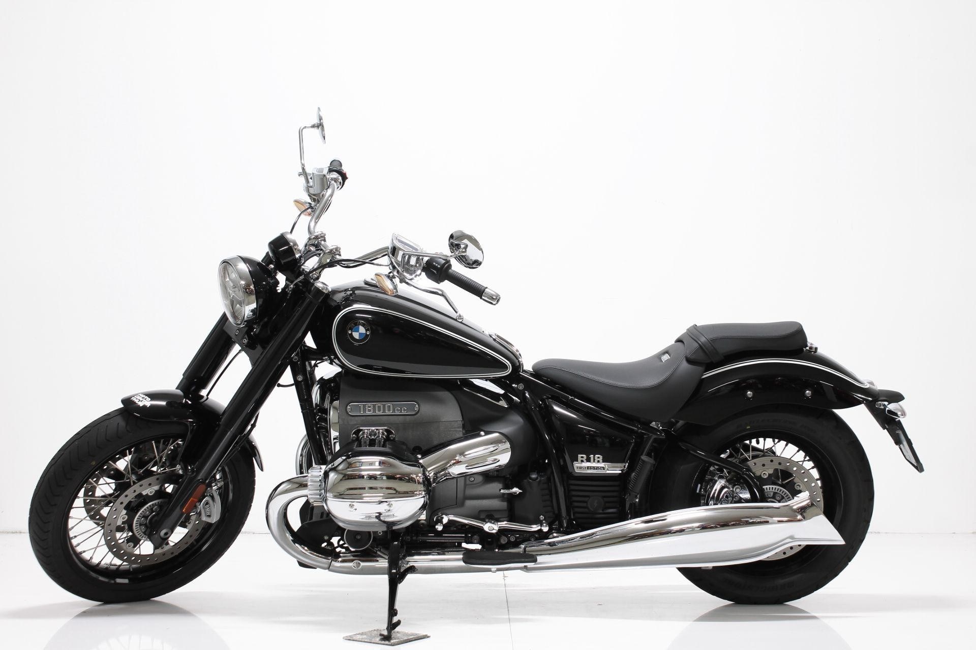 BMW R 18-showroom-element-2