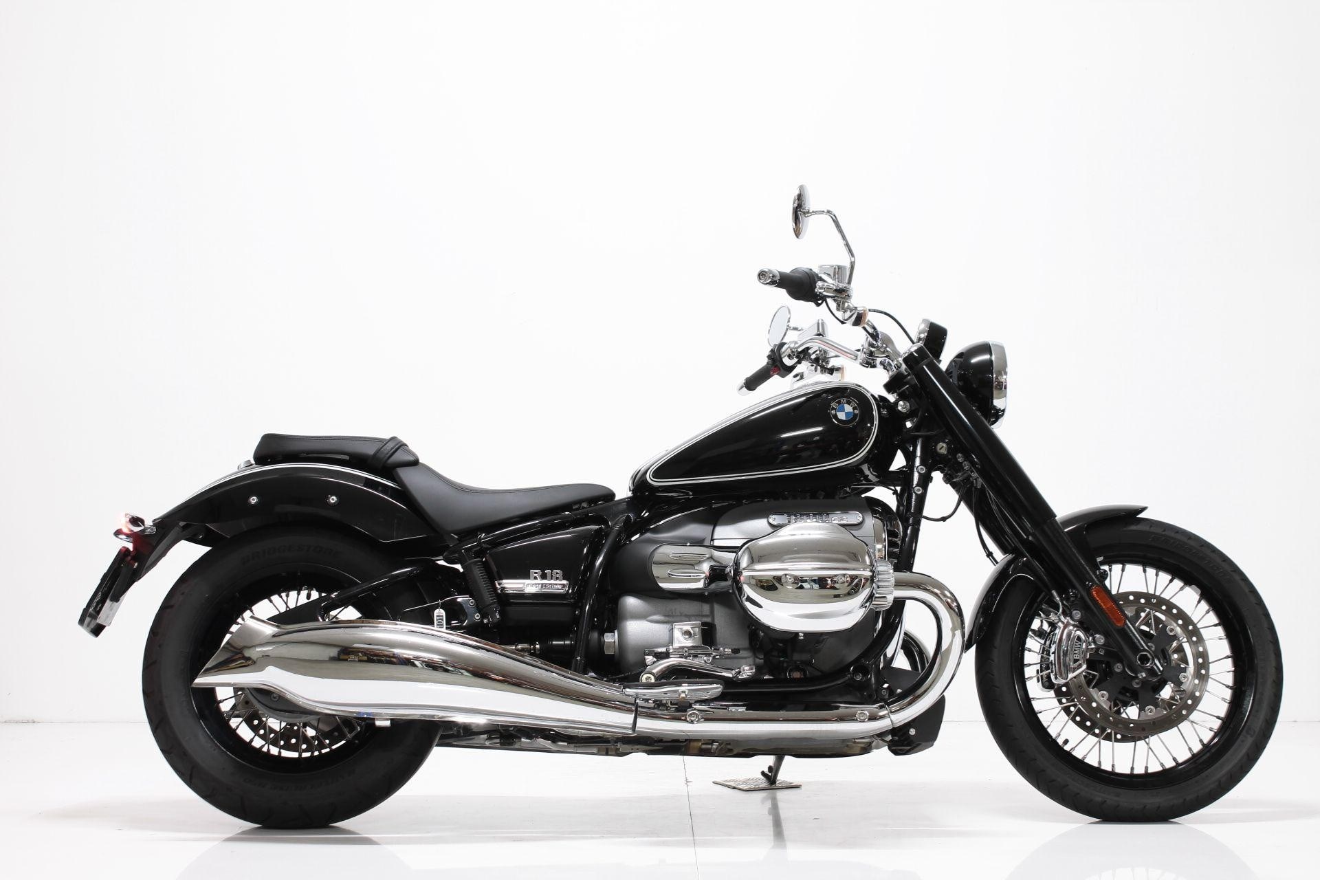 BMW R 18-showroom-element-3