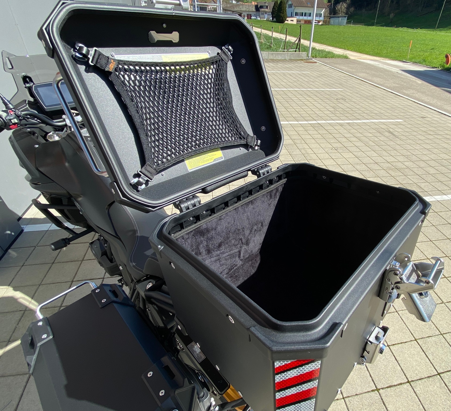 VOGE 525 DSX Black Knight-image-9