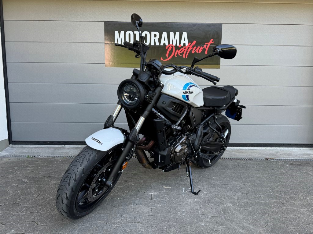 YAMAHA XSR 700-image-3