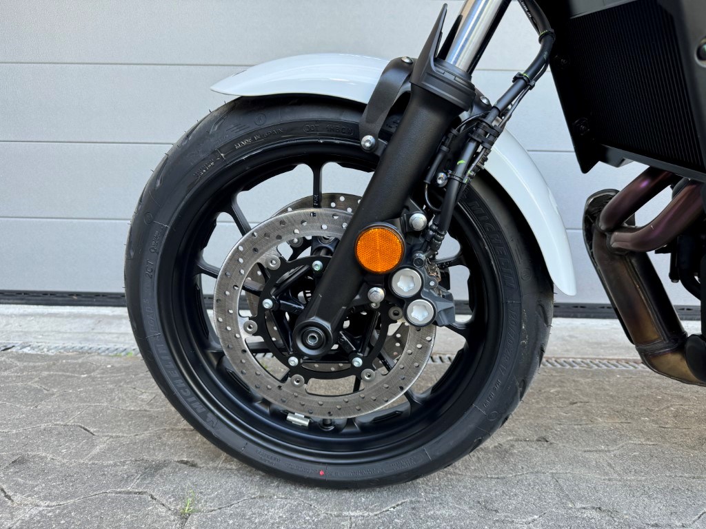 YAMAHA XSR 700-image-4