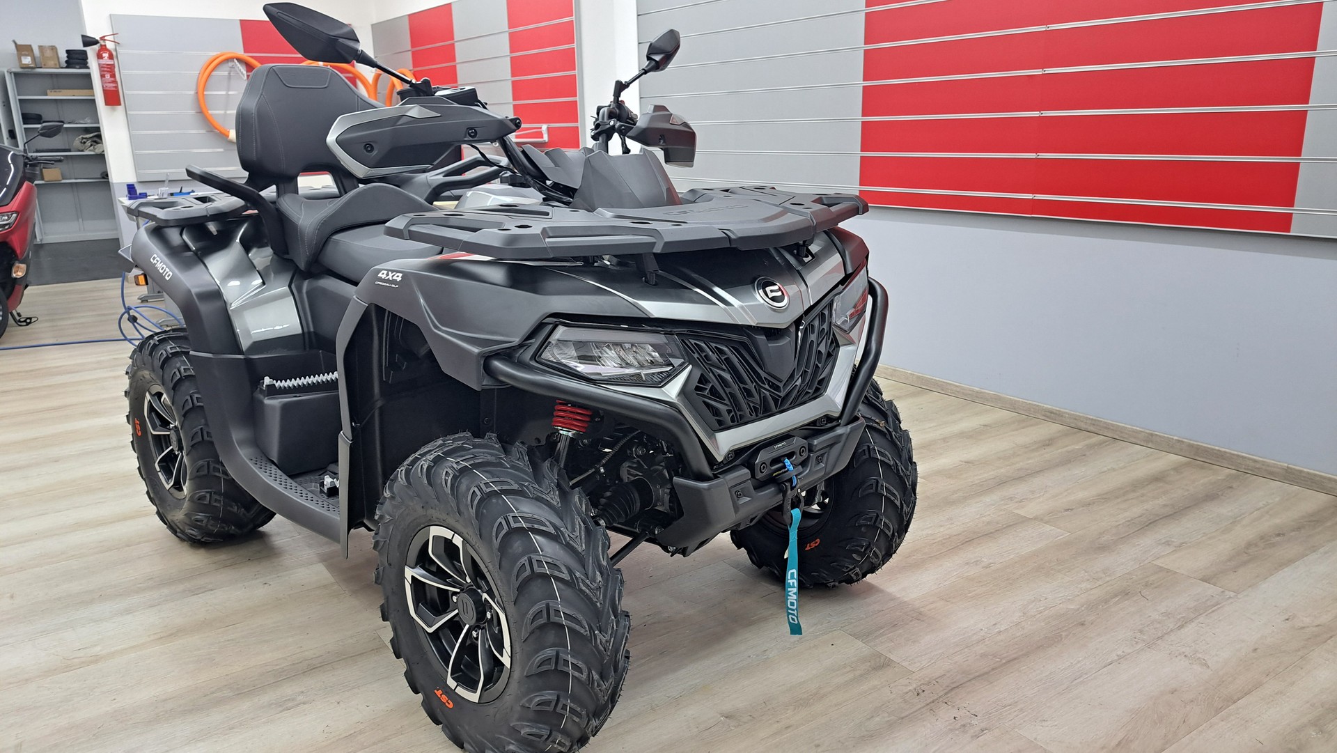 CF MOTO C Force 625 DLXEPS 4x4-image-3