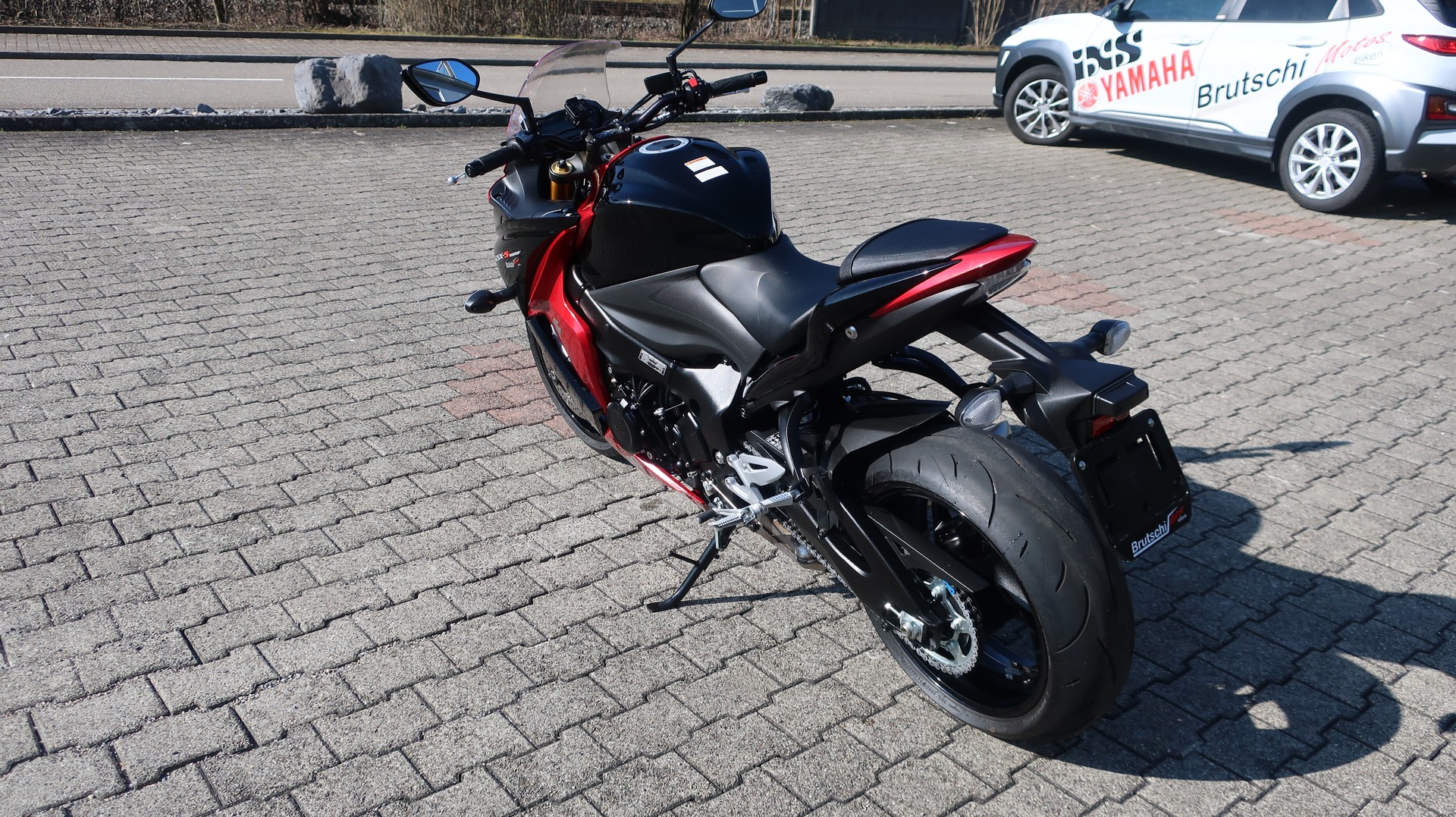 SUZUKI GSX-S 1000F ABS-showroom-element-1