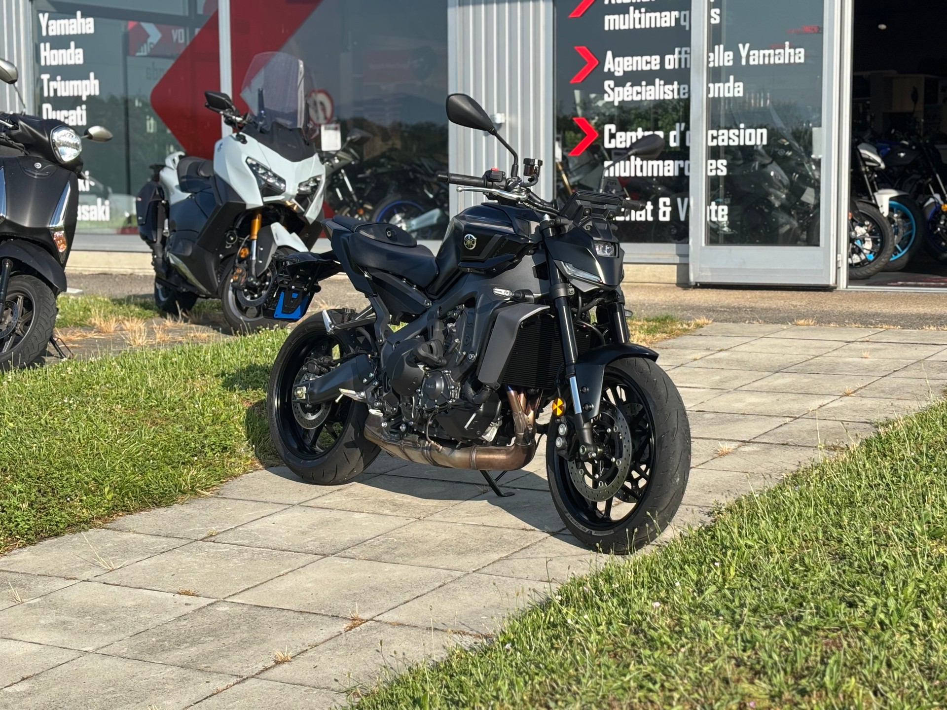 YAMAHA MT-09 Y-AMT-image-8