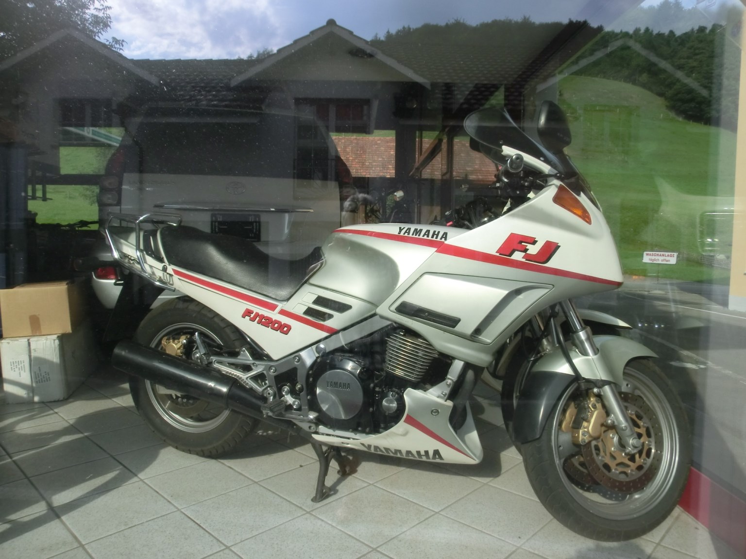 YAMAHA FJ 1200-image-3