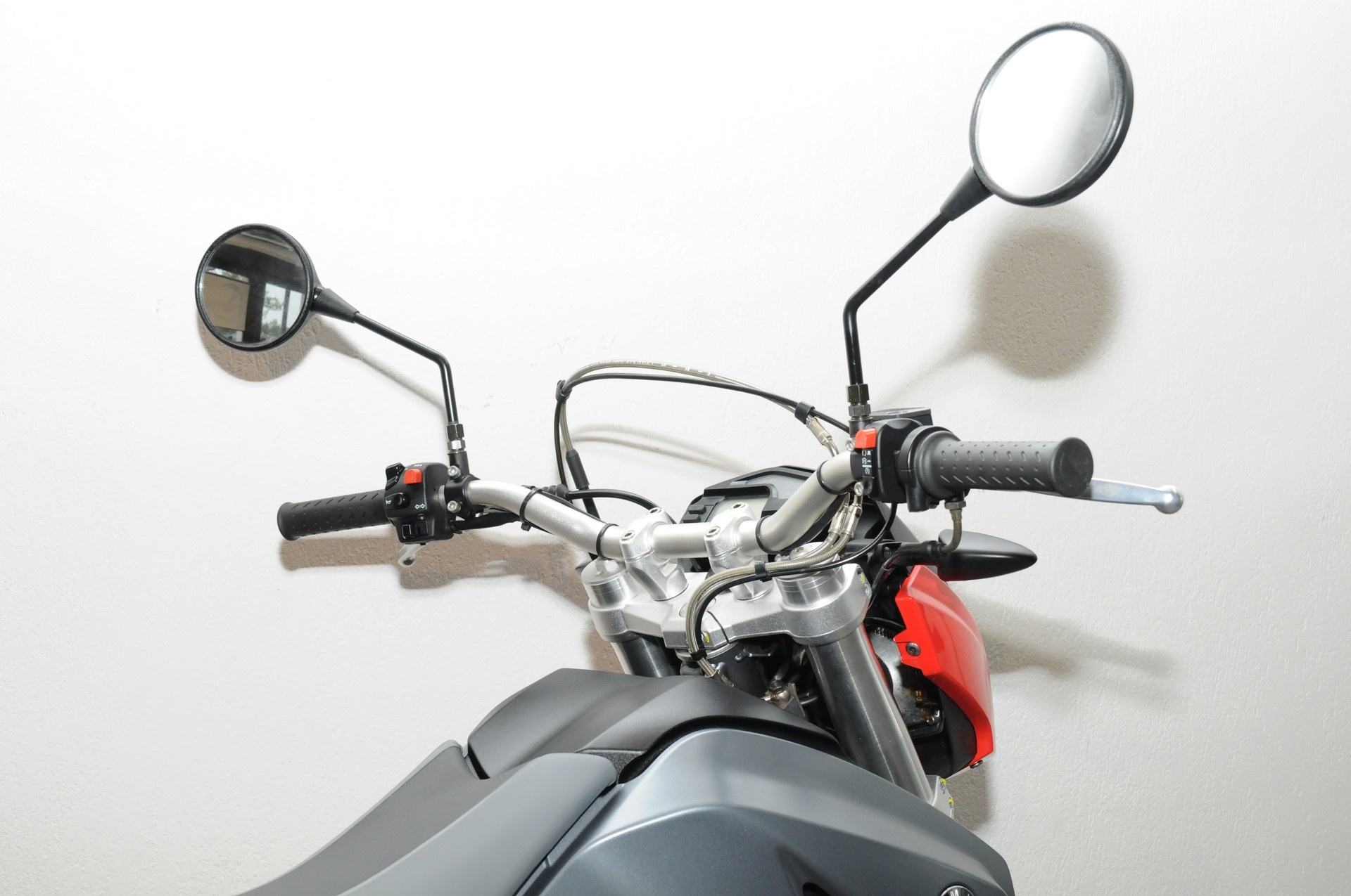BMW G 650 Xmoto (25kW)-image-3