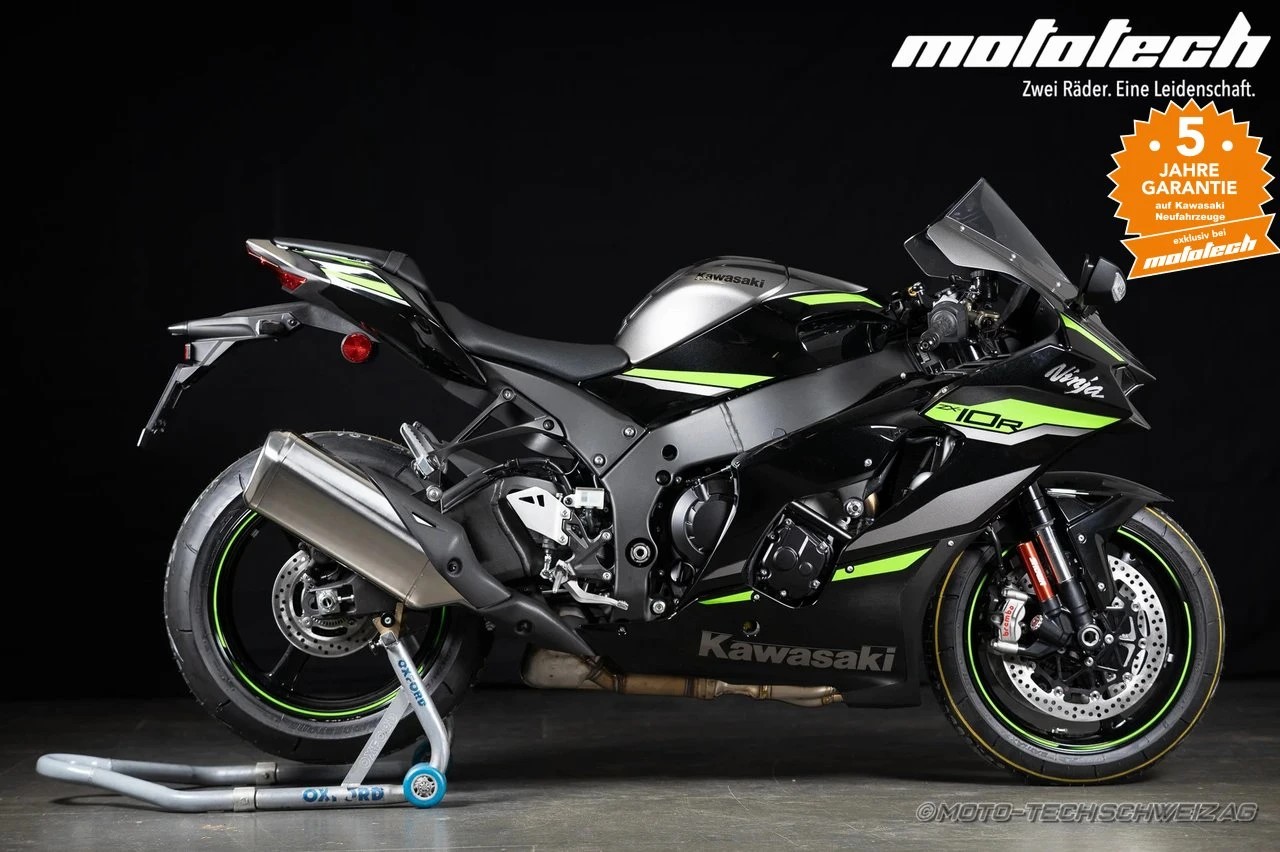 Chevron down small icon