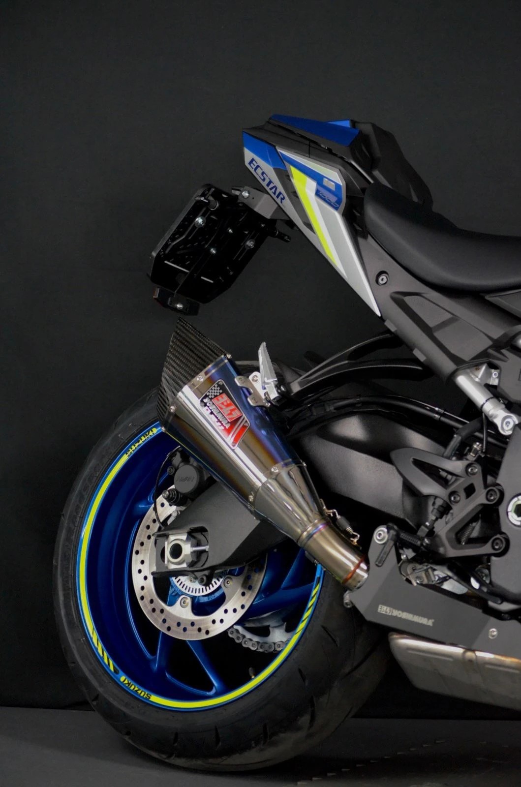 SUZUKI GSX-S 1000 EVO-showroom-element-2