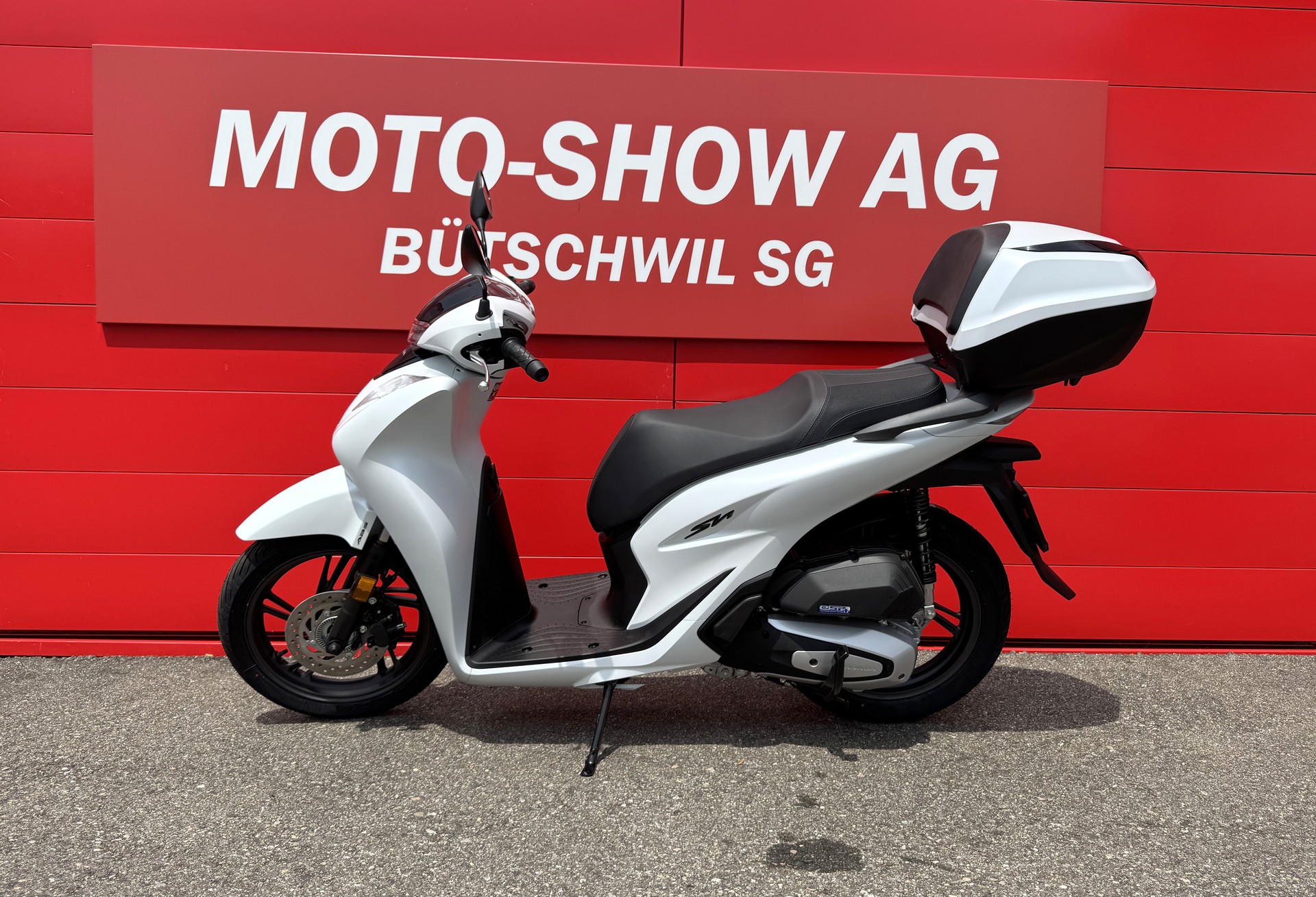 HONDA SH 125 +-showroom-element-3