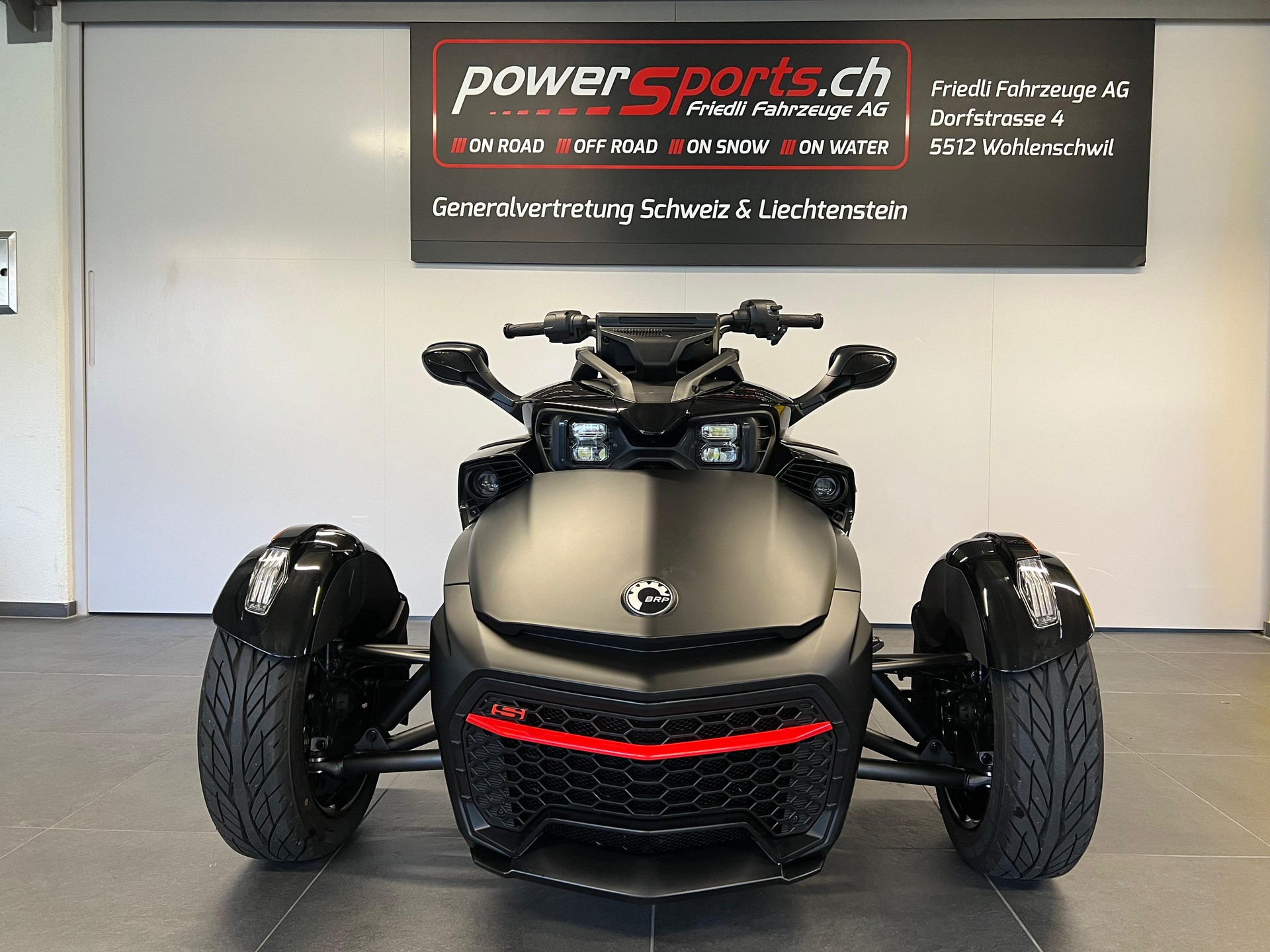 CAN-AM Spyder F3-S SE6-showroom-element-2