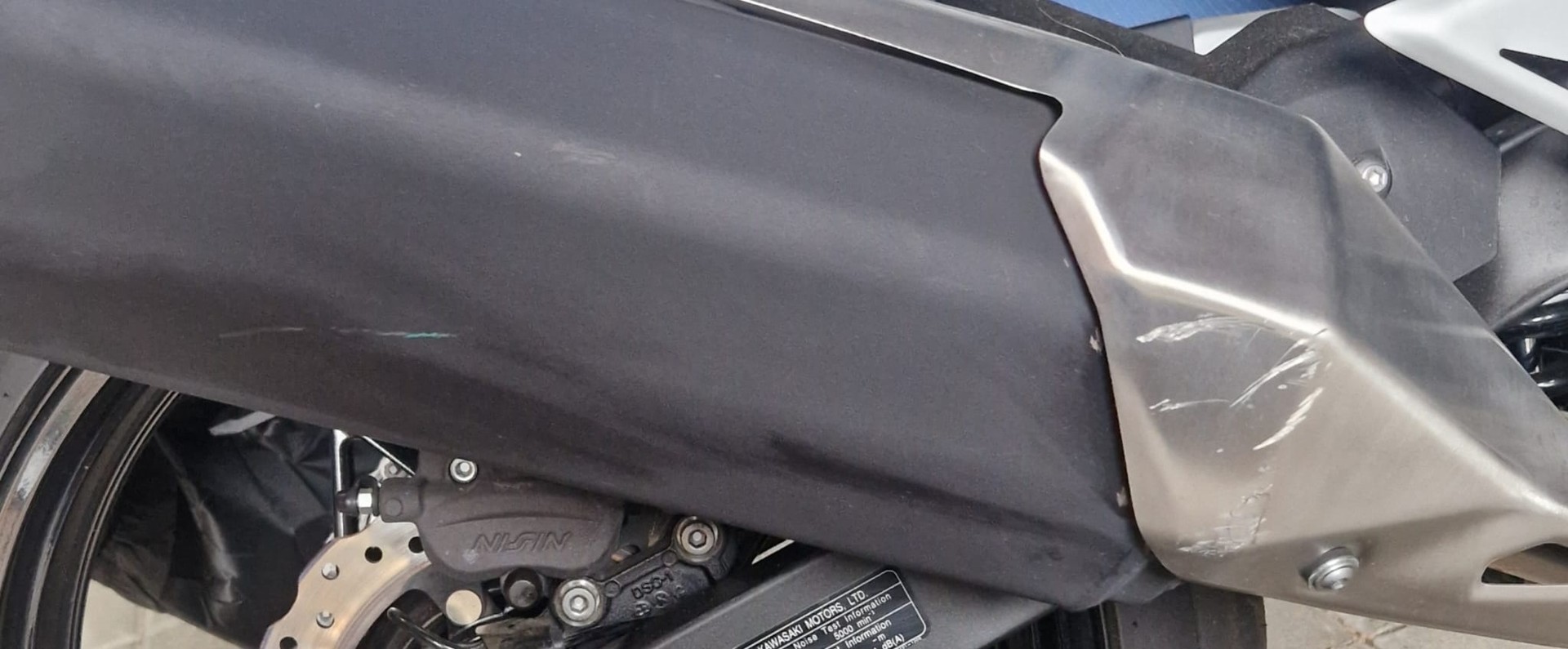 KAWASAKI Z 400-image-3