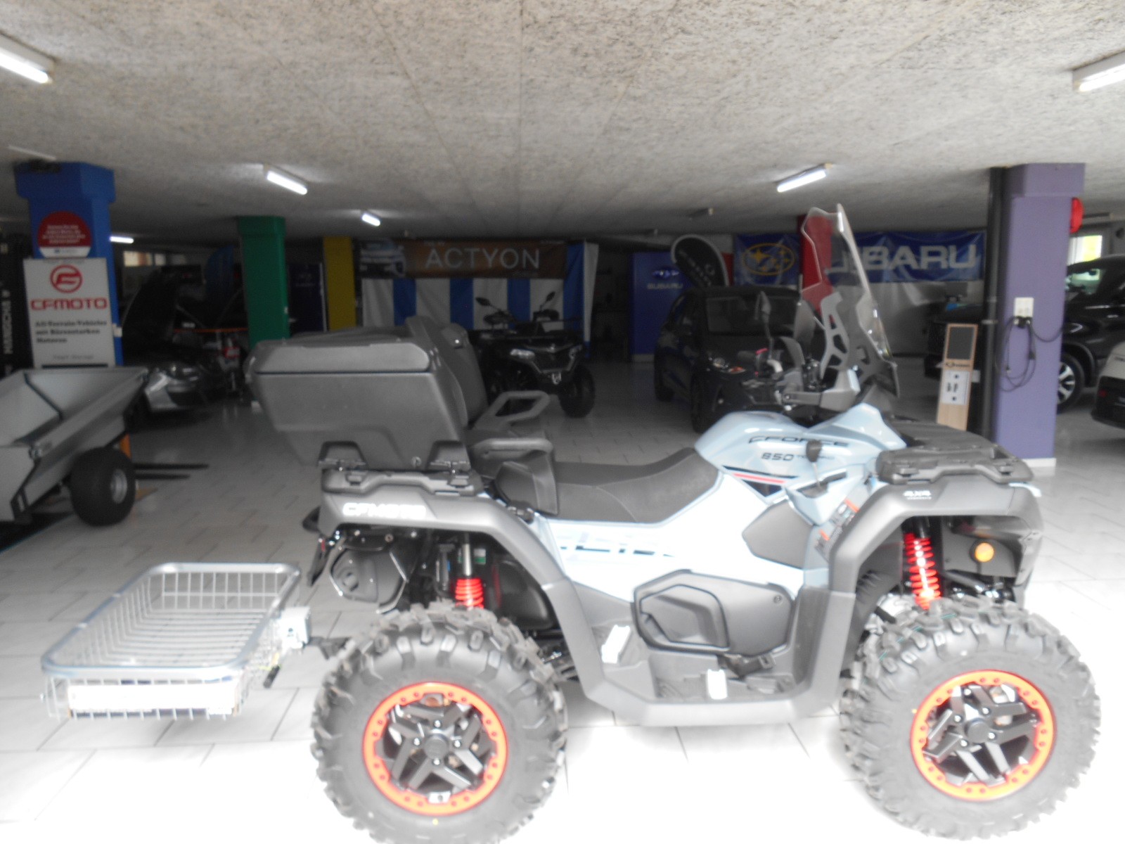 CF MOTO Premium