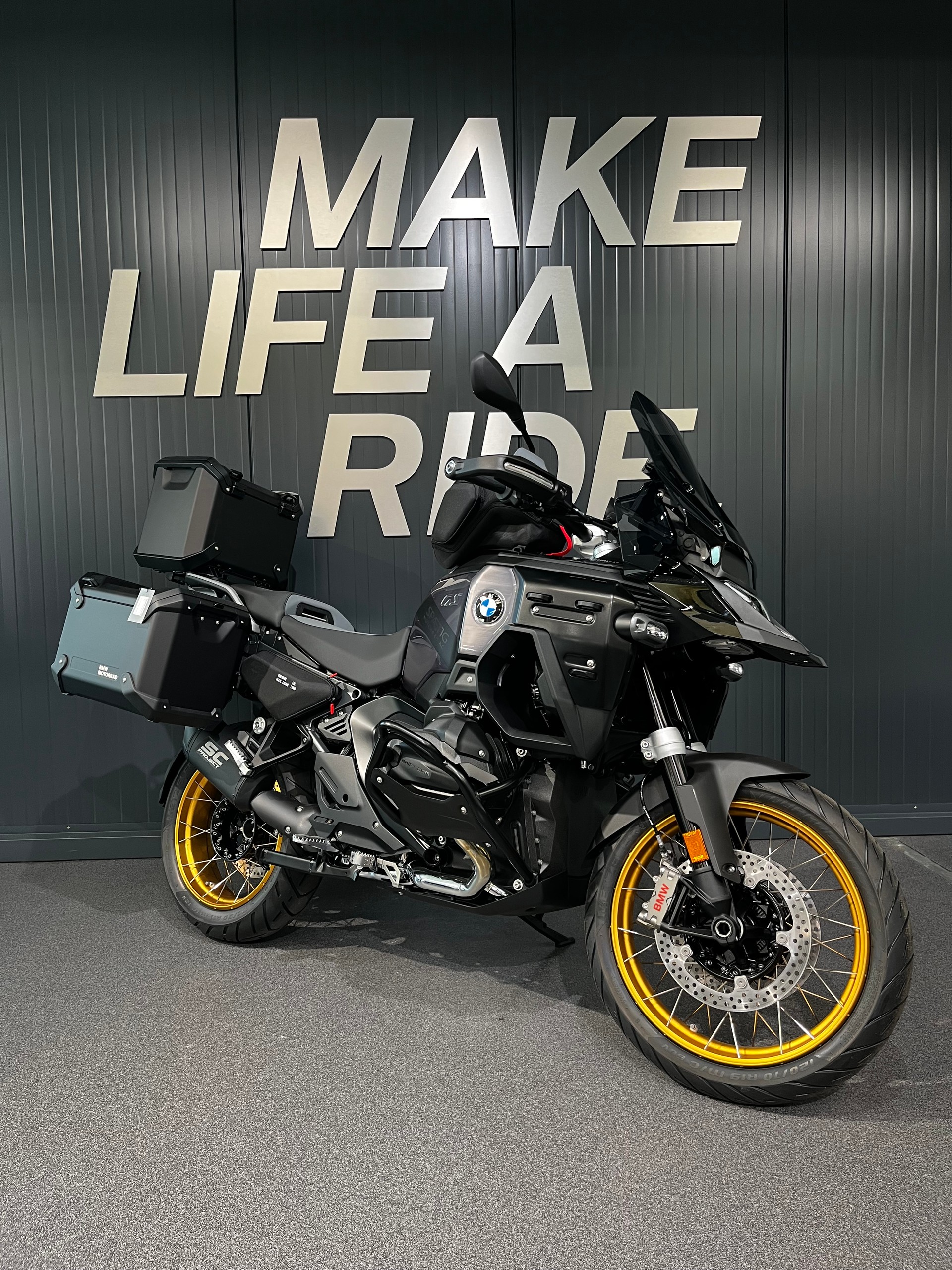 BMW R 1300 GS Adventure - Inklusive Service-Paket 3 Jahre / 30'000km!-image-1