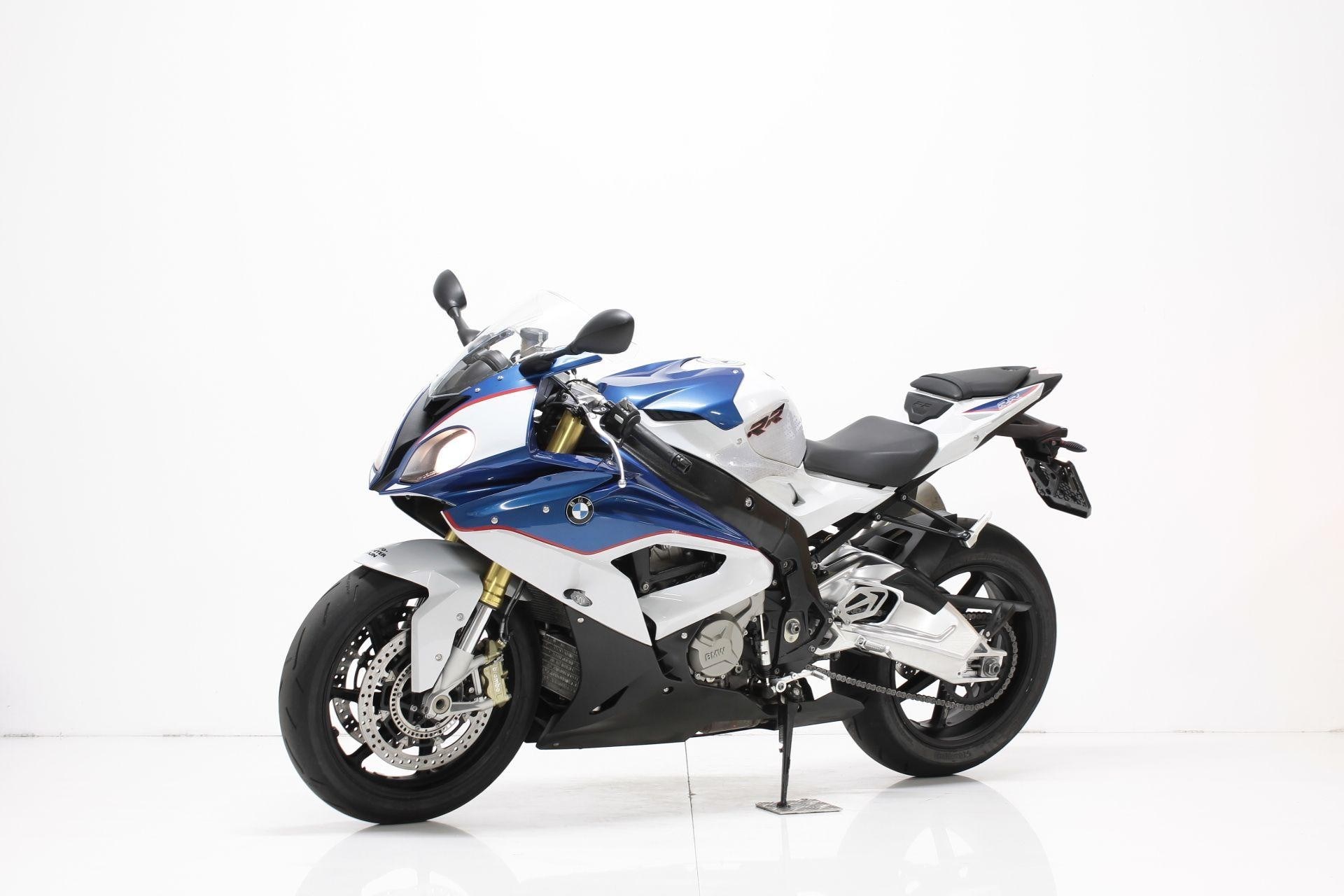 BMW S 1000 RR-showroom-element-1