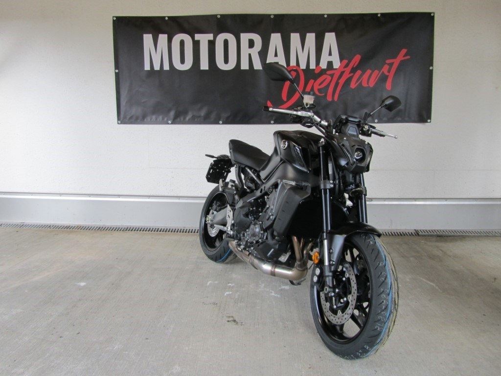 YAMAHA MT-09 A-image-1