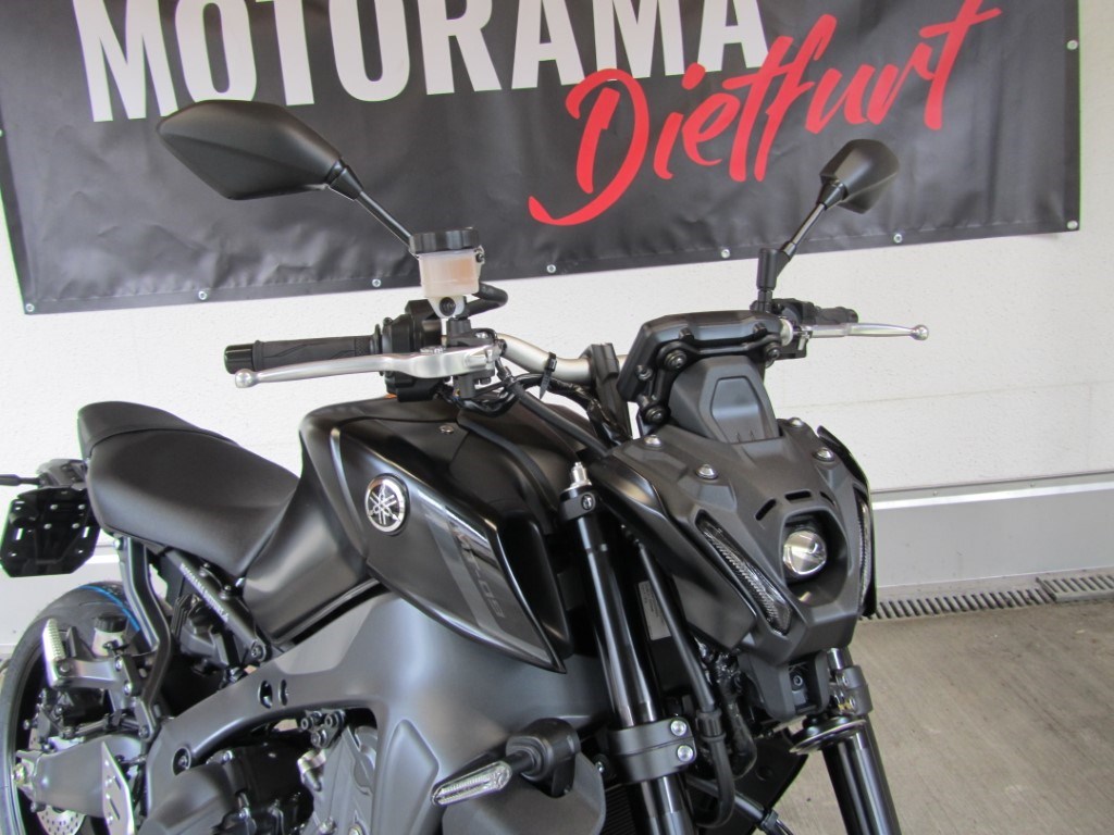 YAMAHA MT-09 A-image-5