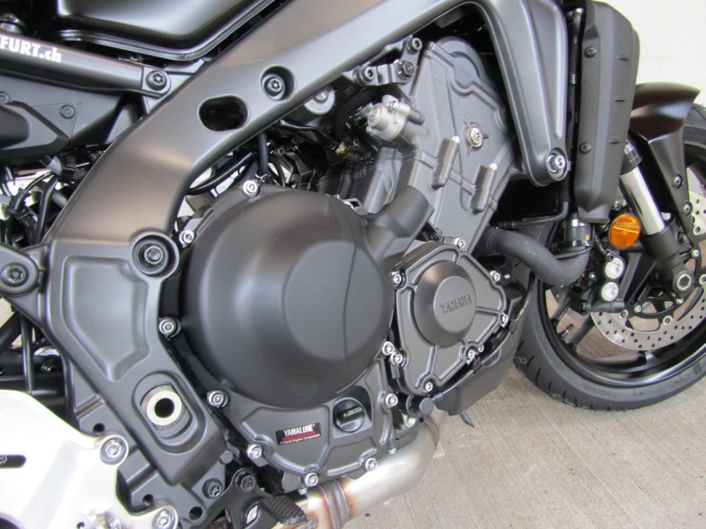 YAMAHA MT-09 A-image-7