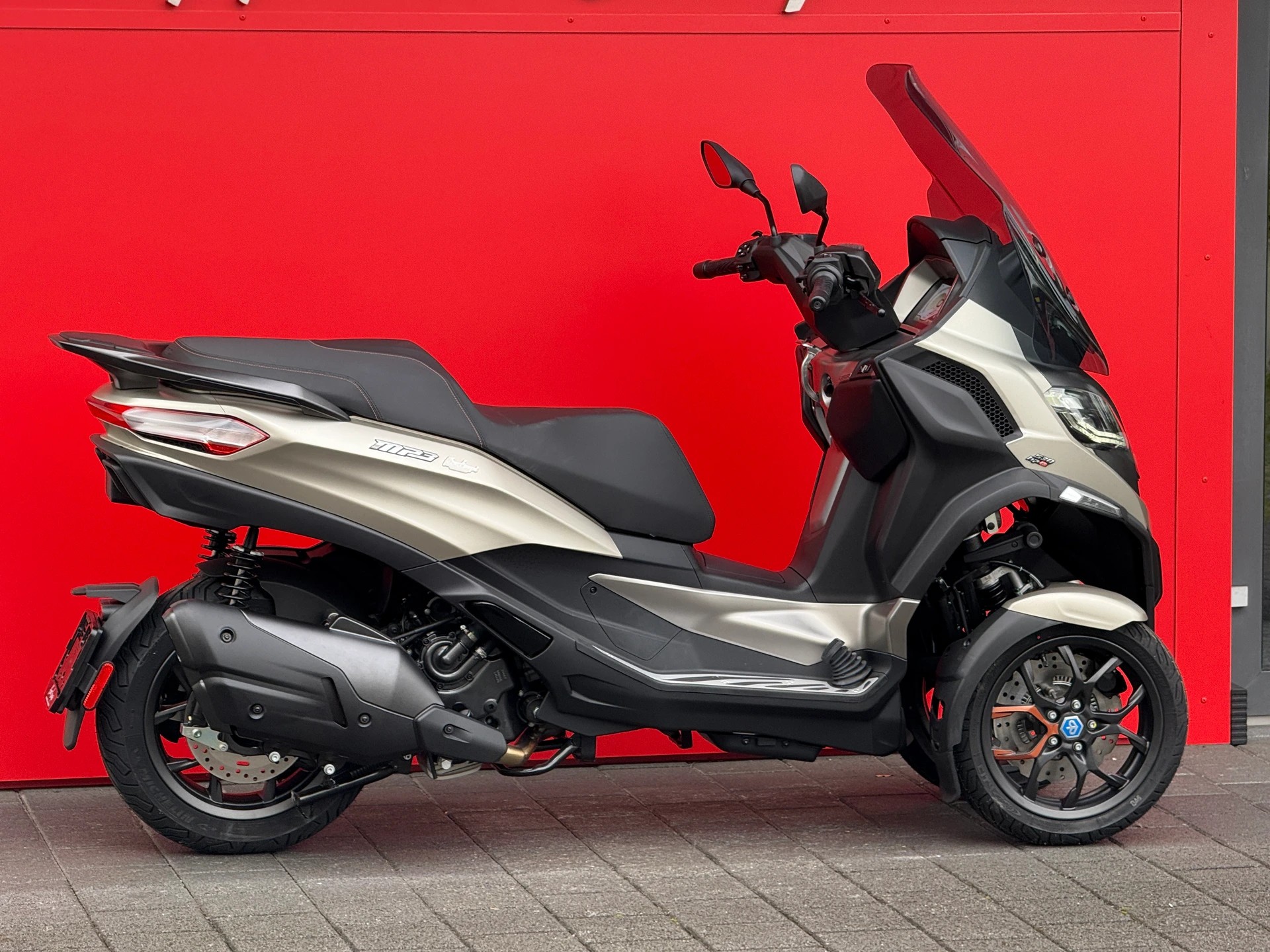 Scooter Piaggio Scooter Ruote Usato Tre Ruote Ape Usata 500 Euro