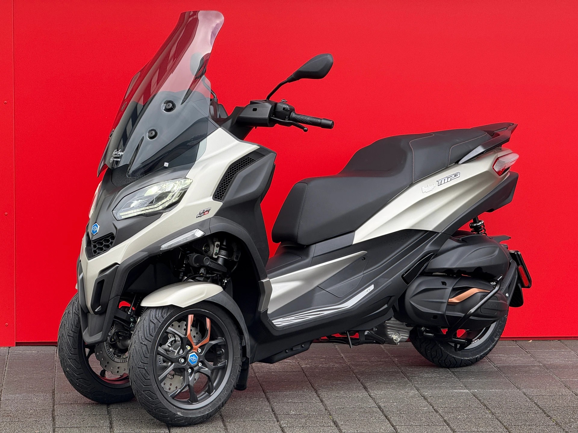 Mp3 Piaggio Scooter Ruote Prezzi Piaggio MP3 300 Yourban LT Prezzo