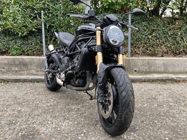 BENELLI 752 S-showroom-element-2