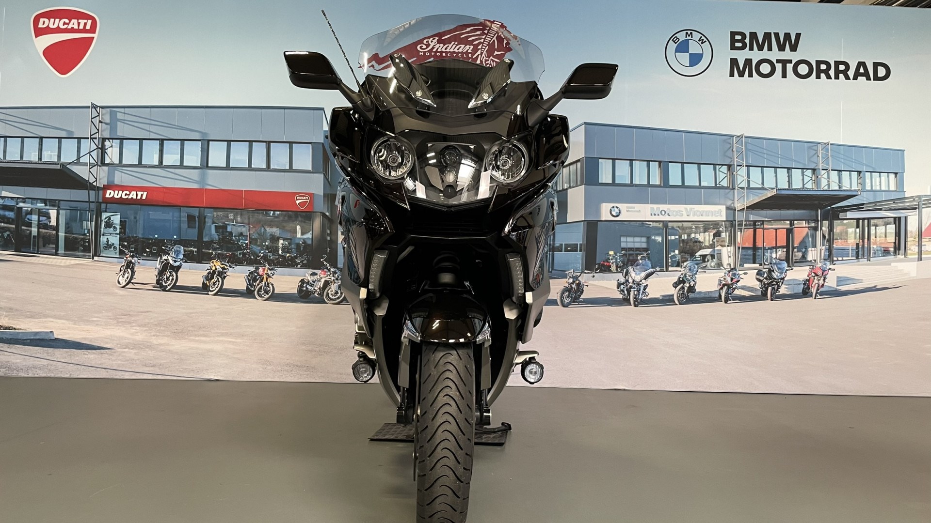 BMW K 1600 GTL-showroom-element-1