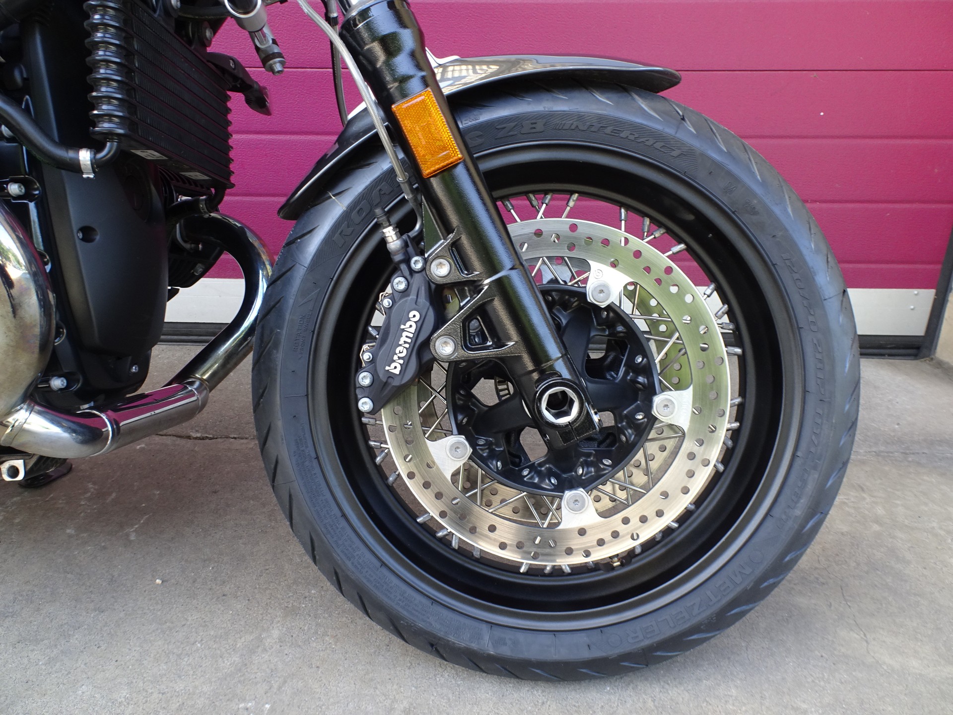 BMW R nineT Pure-showroom-element-1
