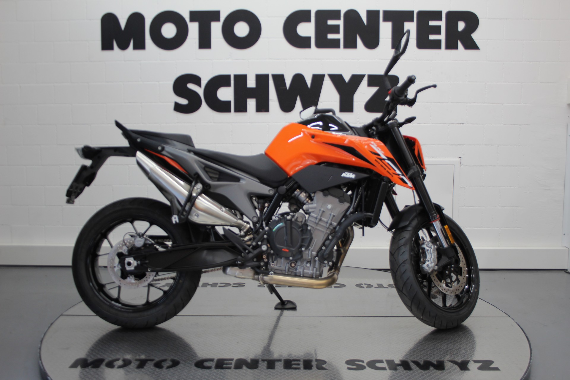 KTM 790 Duke L