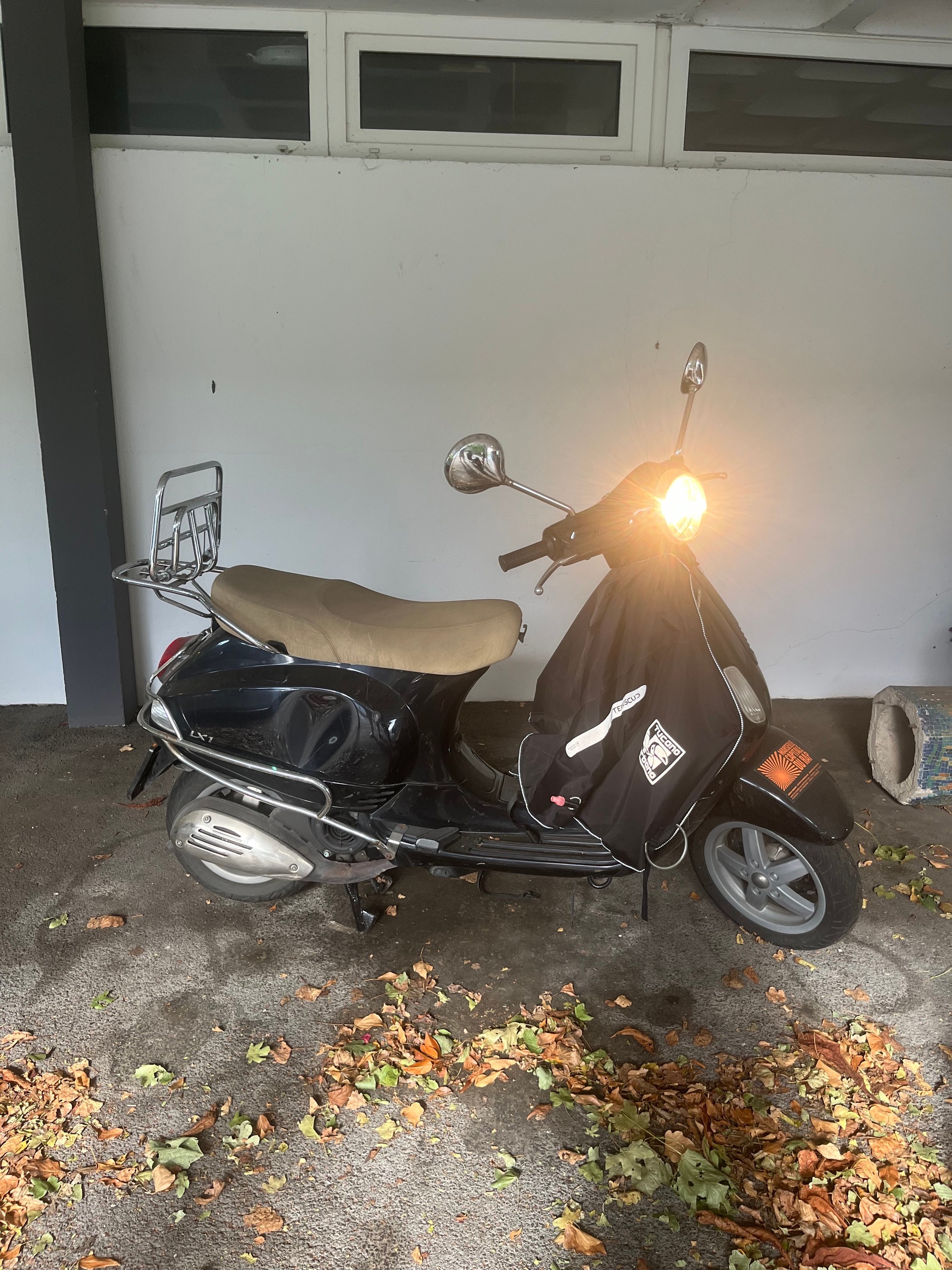 PIAGGIO Vespa 125 LX4