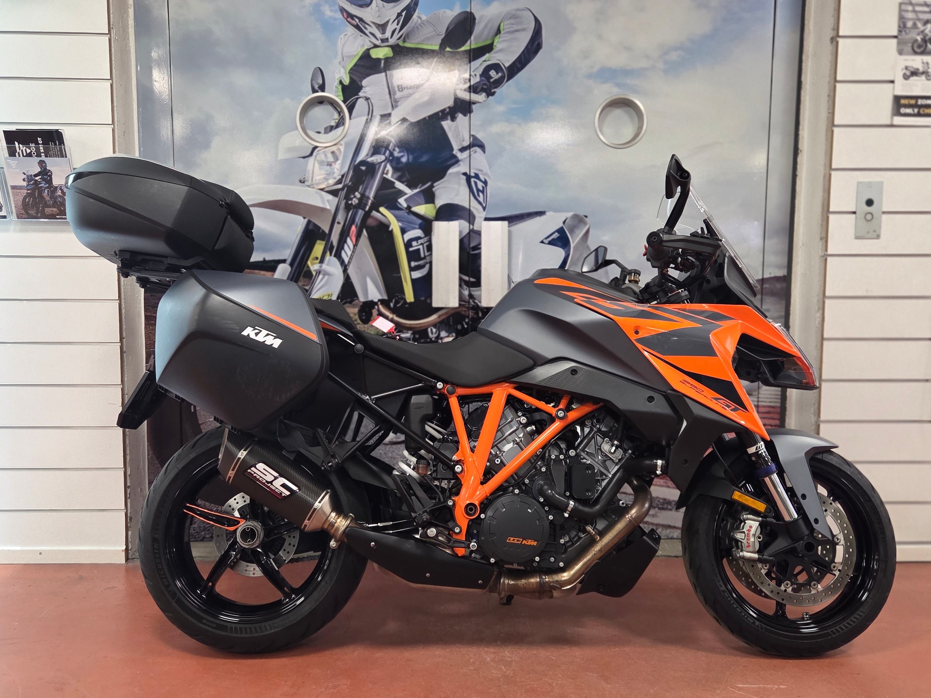 KTM 1290 Super Duke GT