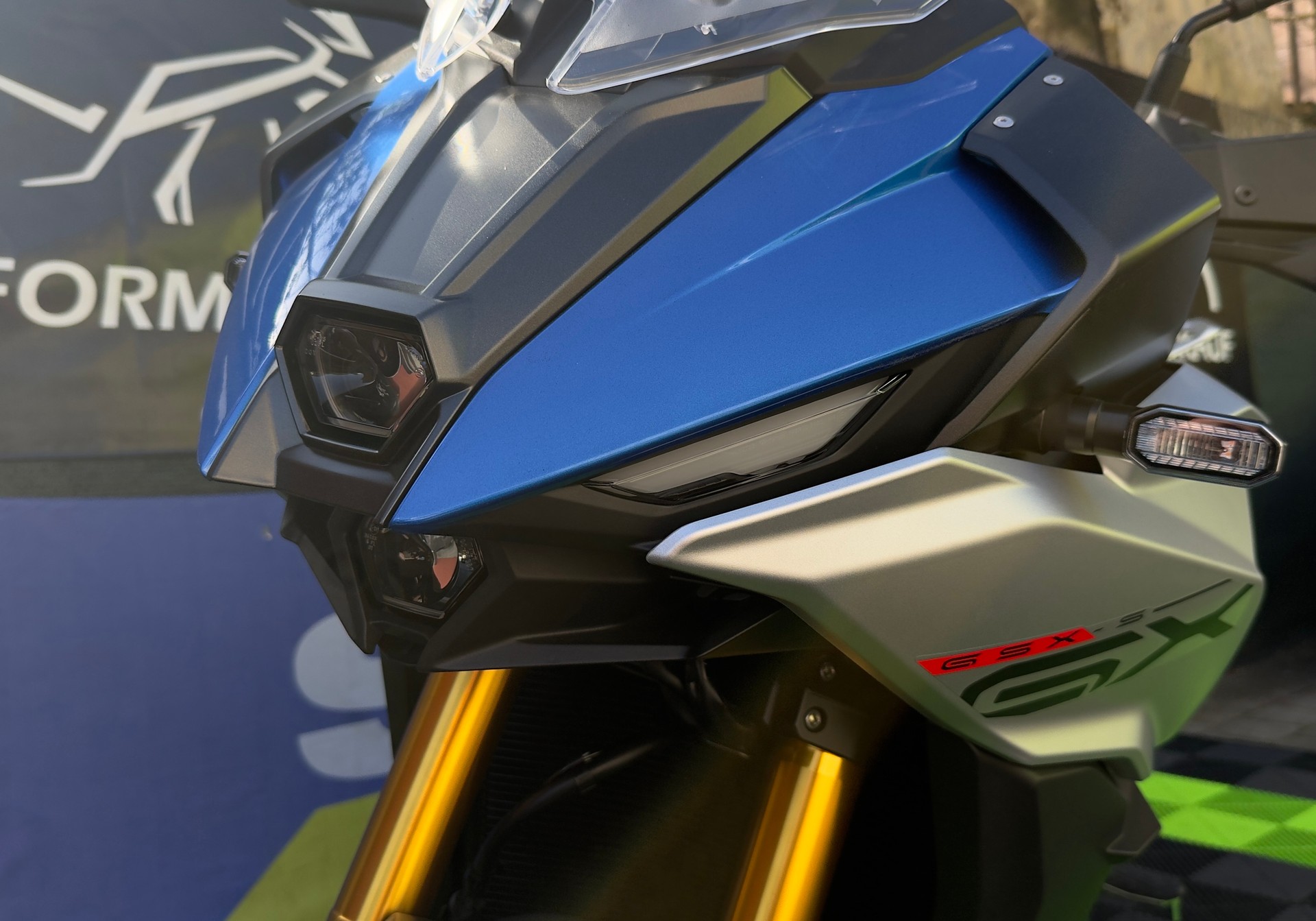SUZUKI GSX-S 1000 GX-image-5