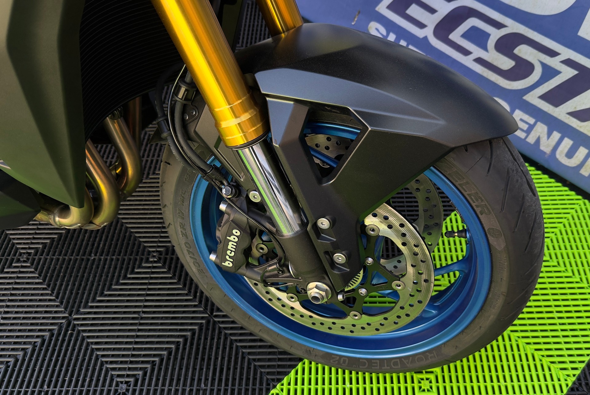 SUZUKI GSX-S 1000 GX-image-9