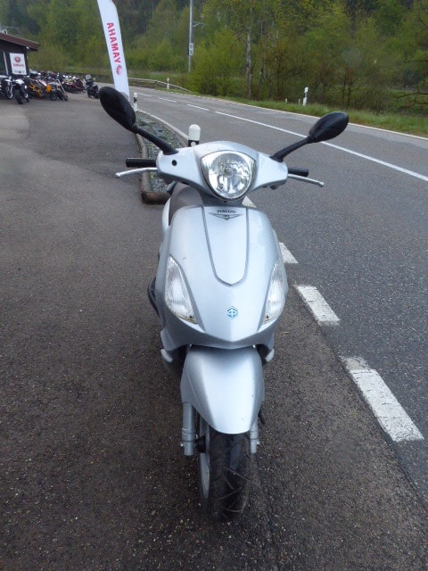 PIAGGIO Fly 50-showroom-element-1