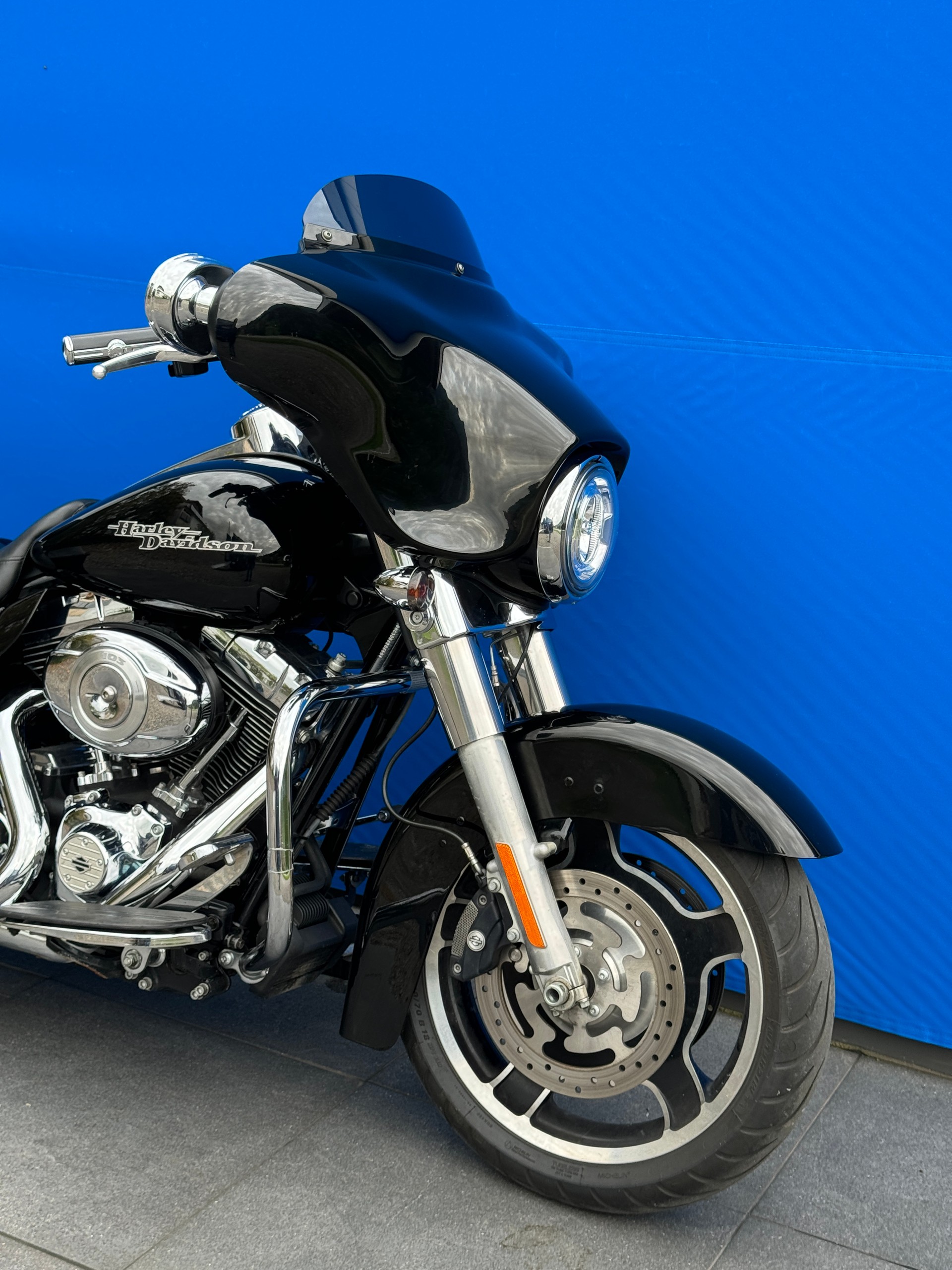 HARLEY-DAVIDSON FLHX Street Glide ABS-showroom-element-2