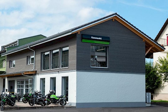 KAWASAKI Z 900 RS-business-2