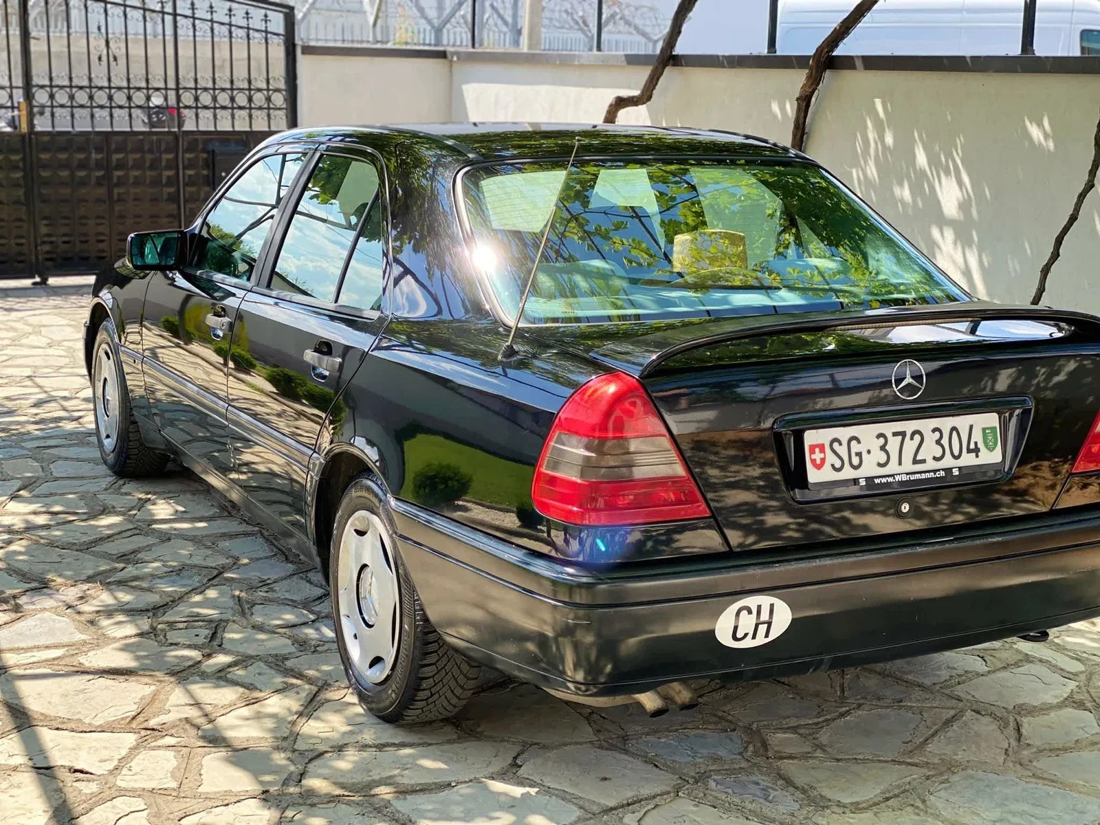 MERCEDES-BENZ C 250 TD Classic-image-5