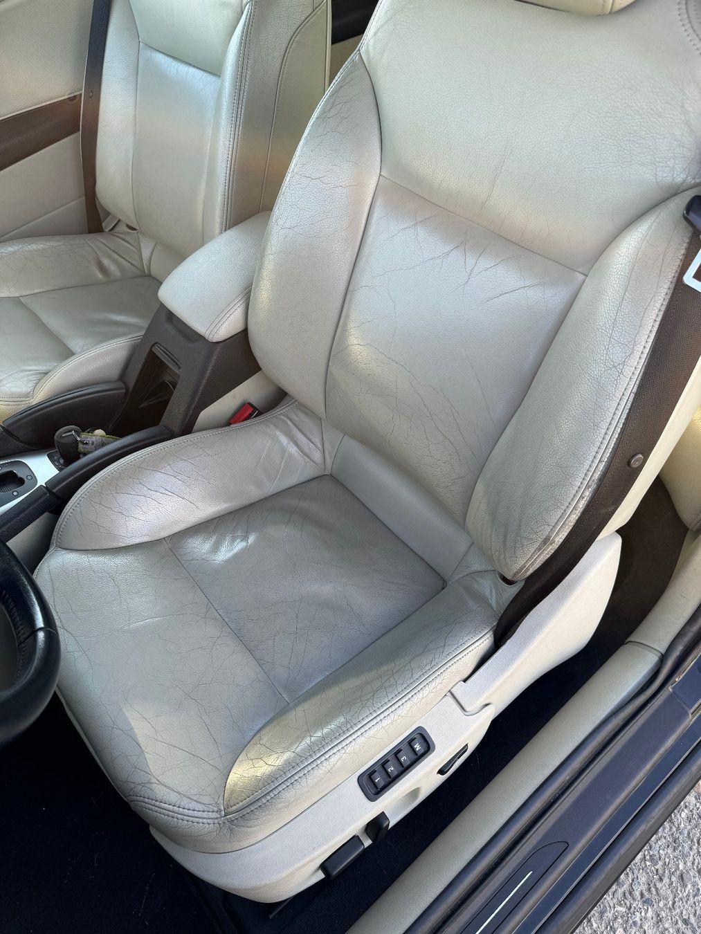 SAAB 9-3 2.0T Aero-image-15