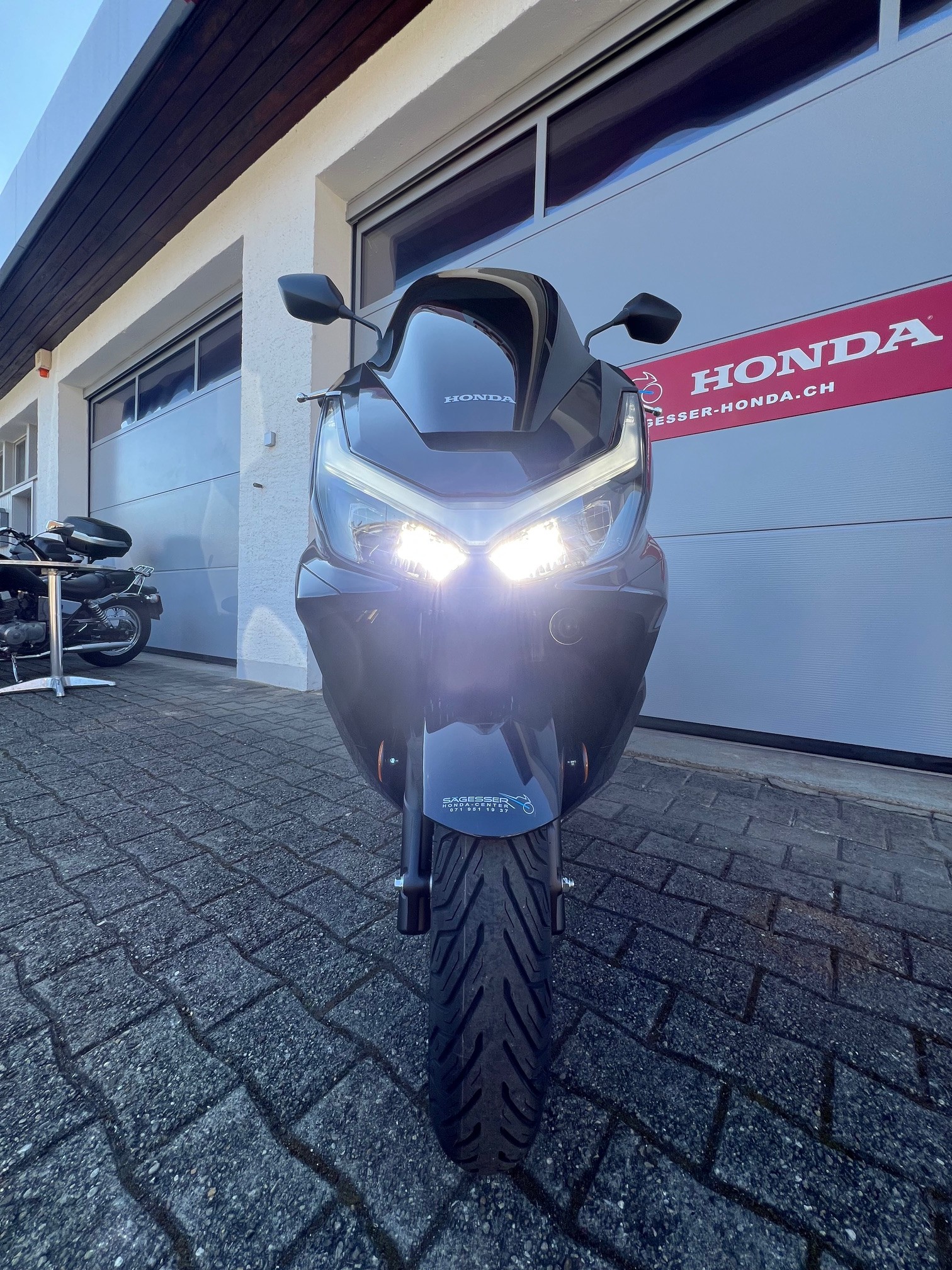 HONDA PCX 125 i ABS DELUXE 2025-image-5