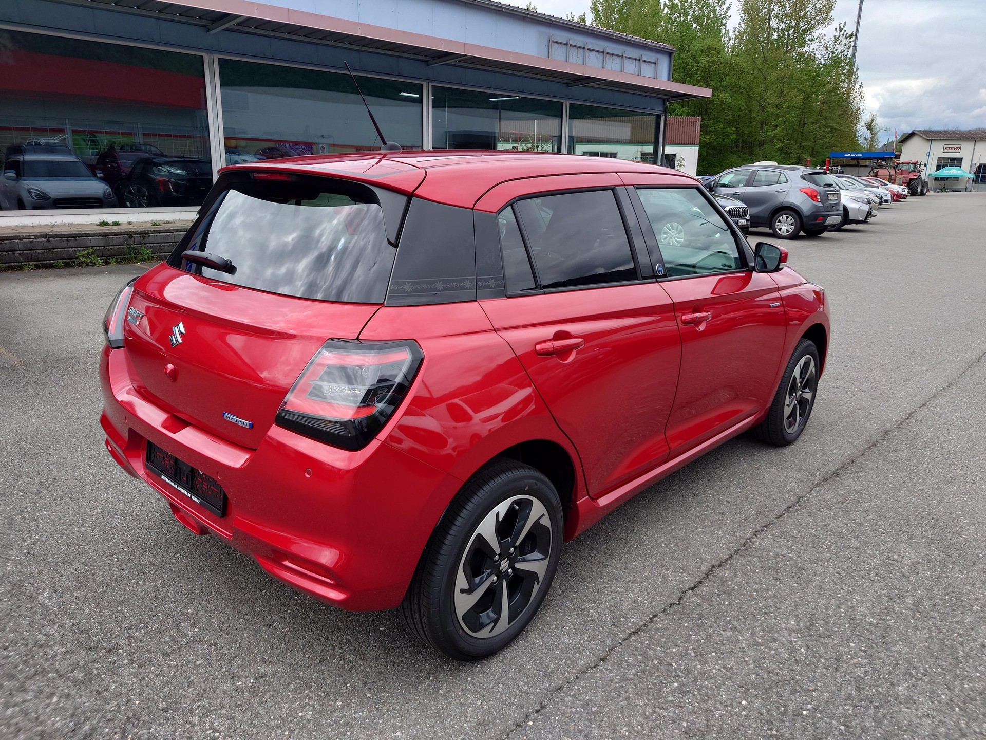 SUZUKI Swift 1.2 Tradizio Top Hybrid 4x4-image-3