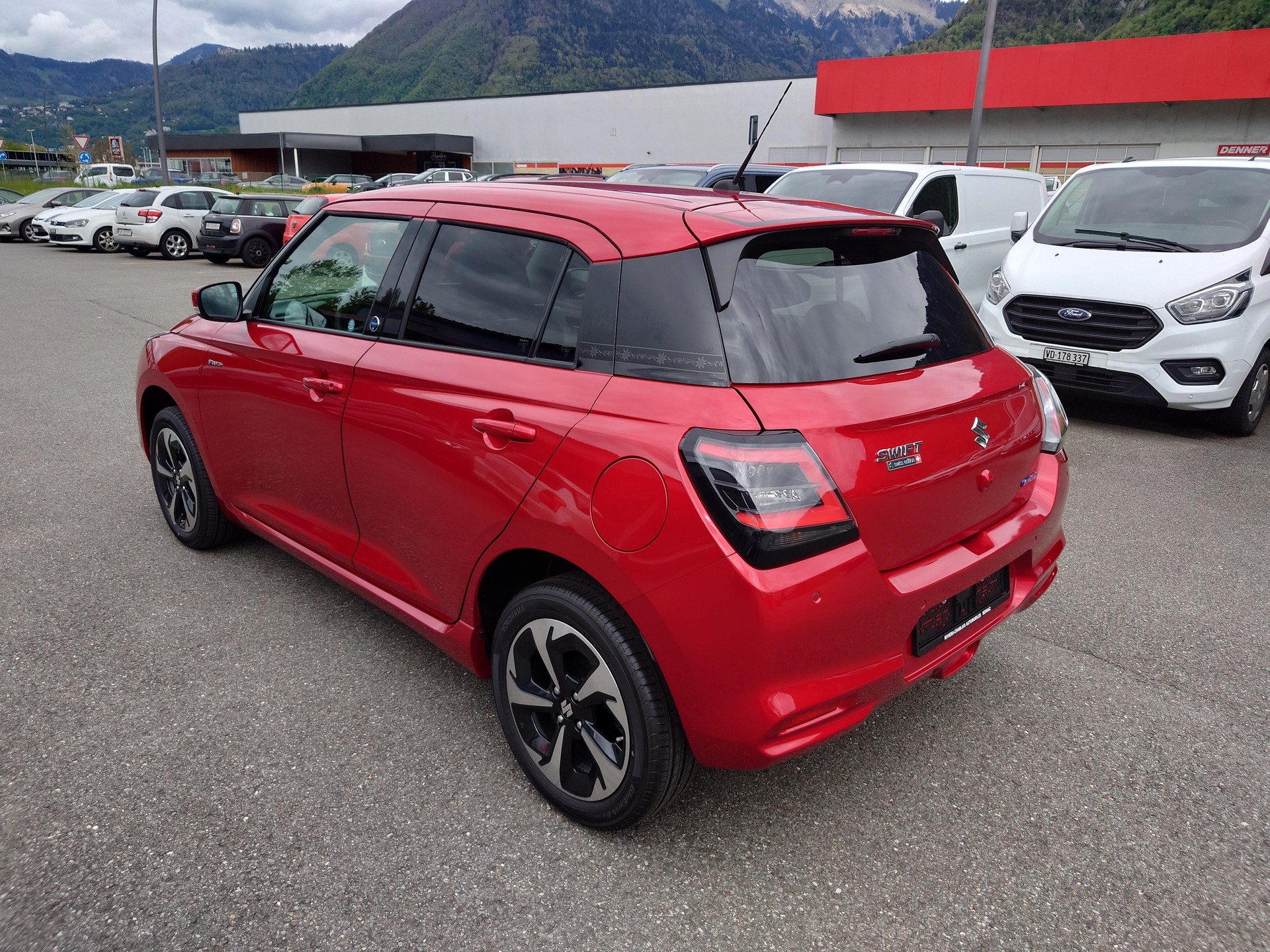 SUZUKI Swift 1.2 Tradizio Top Hybrid 4x4-showroom-element-2
