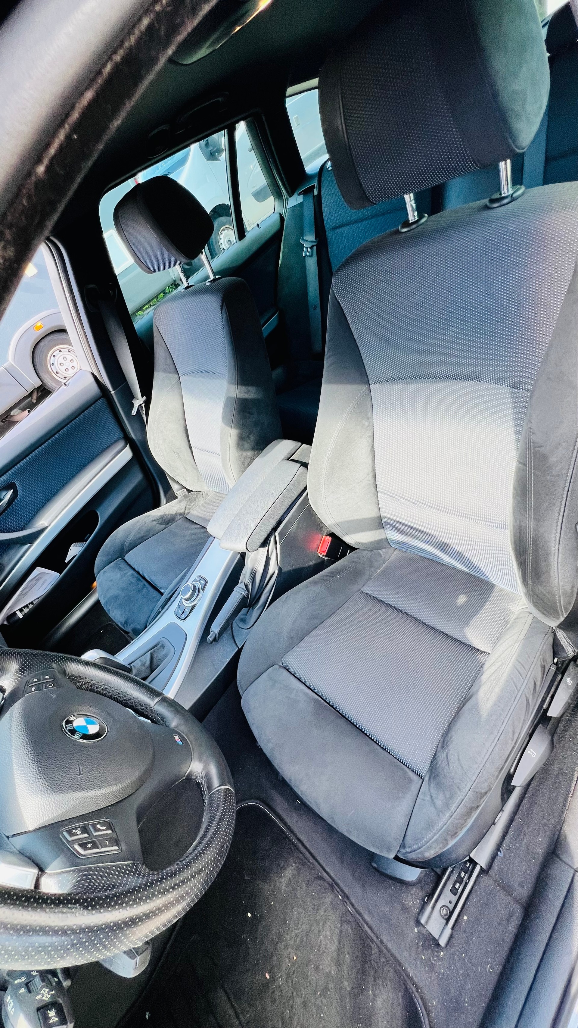 BMW 335i xDrive Touring Steptronic-image-16