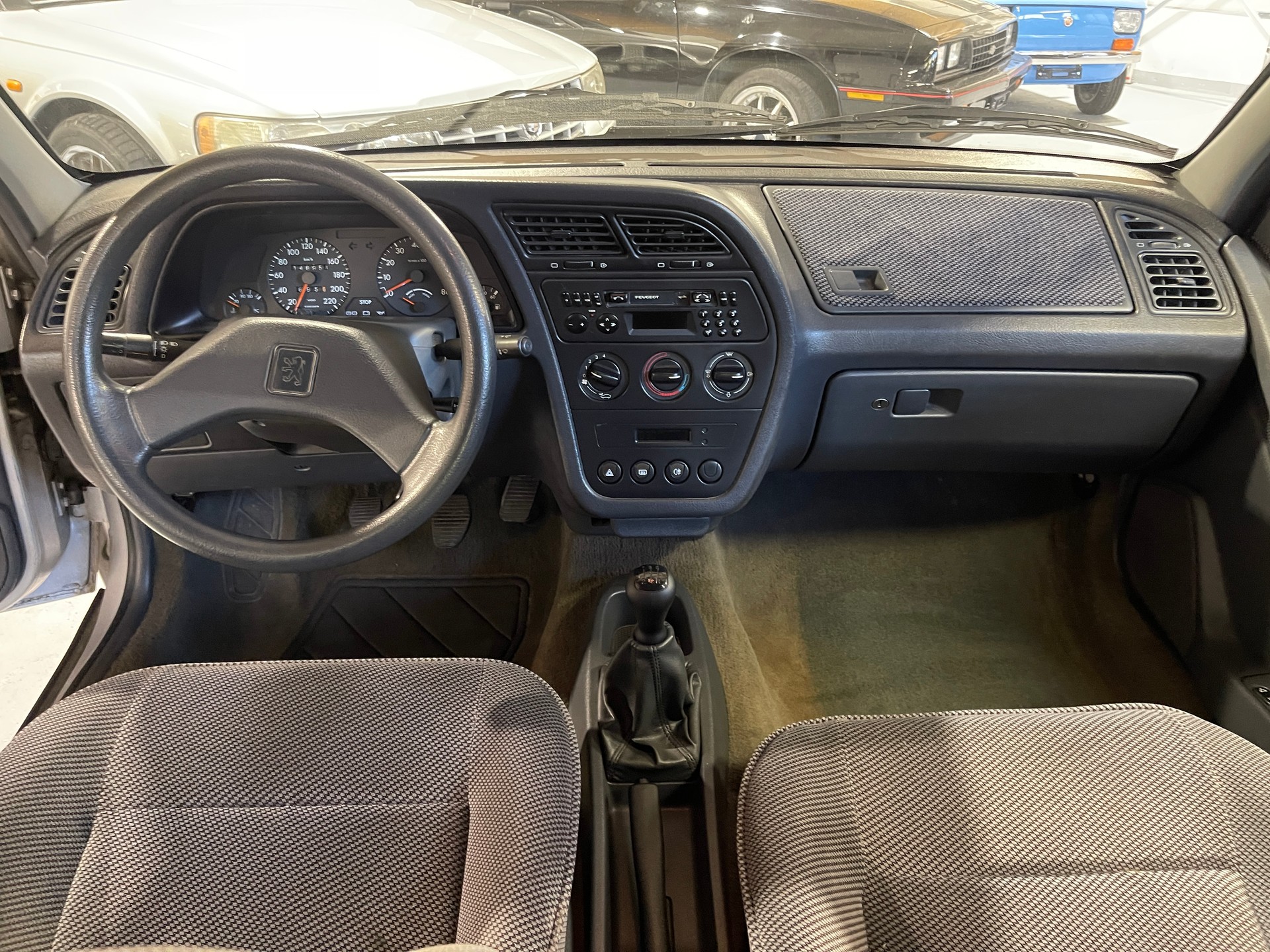 PEUGEOT 306 1.6 XT-image-8
