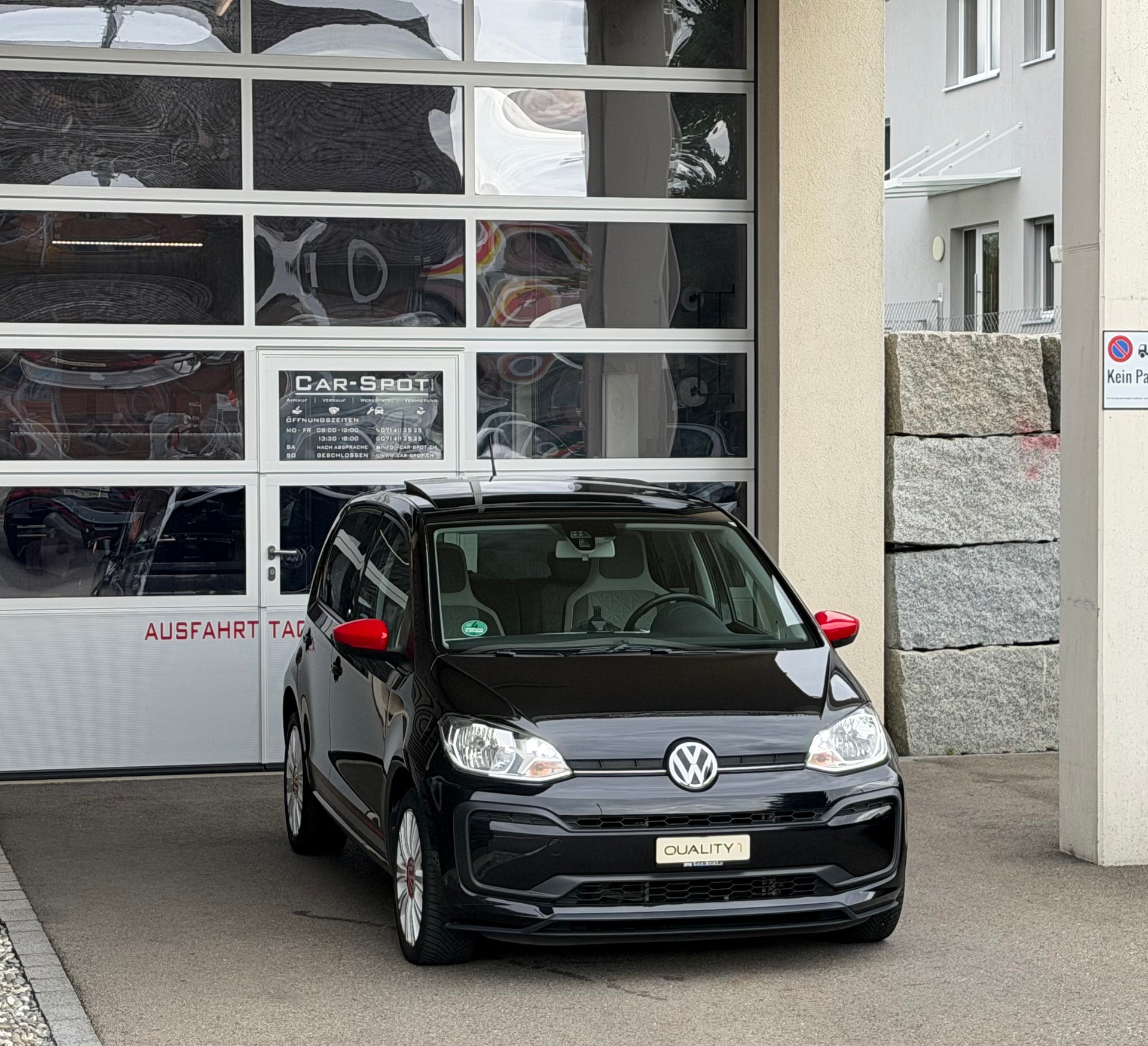 VW Up 1.0 TSI BMT beats-showroom-element-2