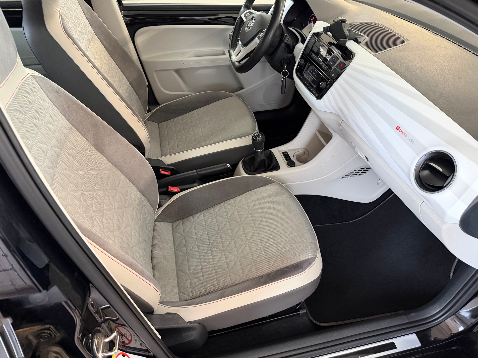 VW Up 1.0 TSI BMT beats-image-10