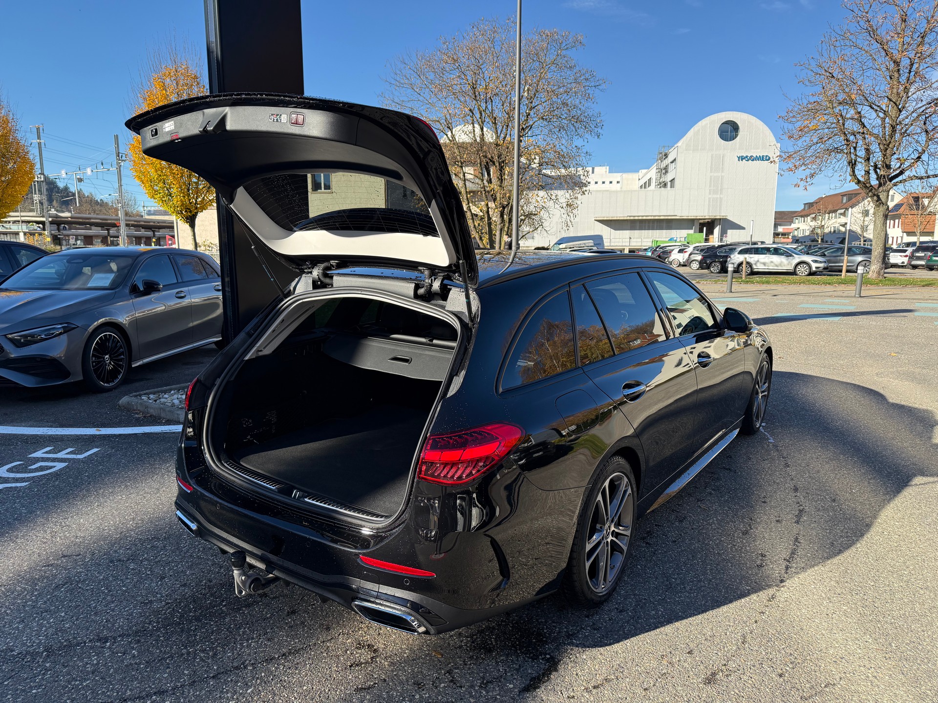 MERCEDES-BENZ C 200 T 4 Matic-image-5