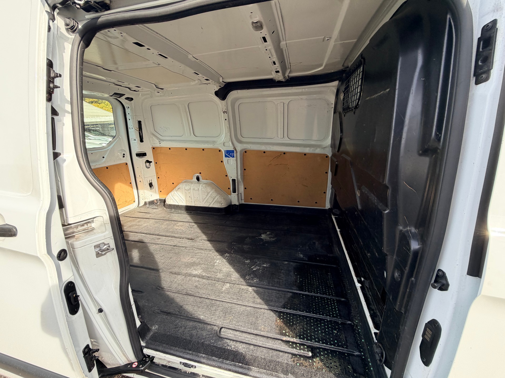 FORD Transit Custom Van 290 L1H1 Ambiente-image-11